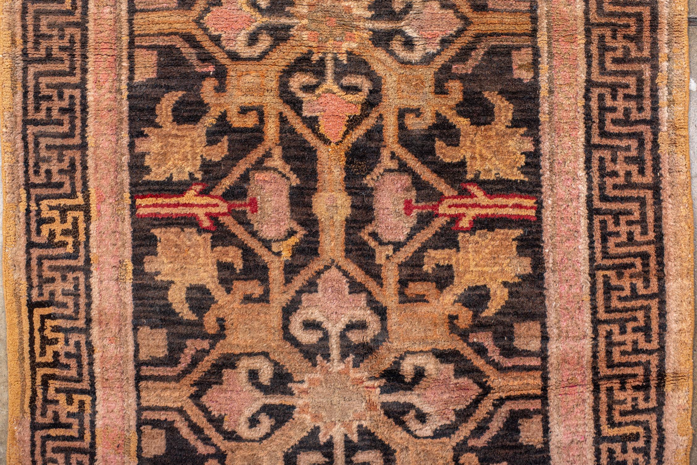 Tappeto tibetano vintage con design persiano Herati In condizioni buone in vendita a New York, NY