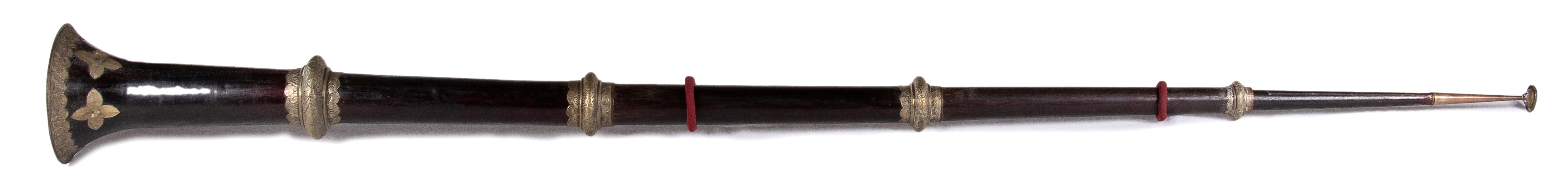 Vintage Tibetan Trumpet, Early 20th Century In Good Condition In Roma, IT