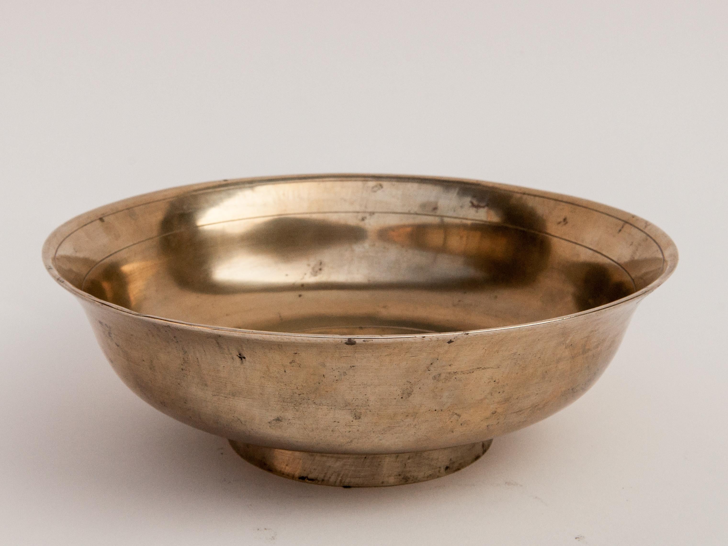 Vintage Tibetan Tsampa Bowl, Bronze, Large, Nepal or Tibet, Mid-20th Century 2