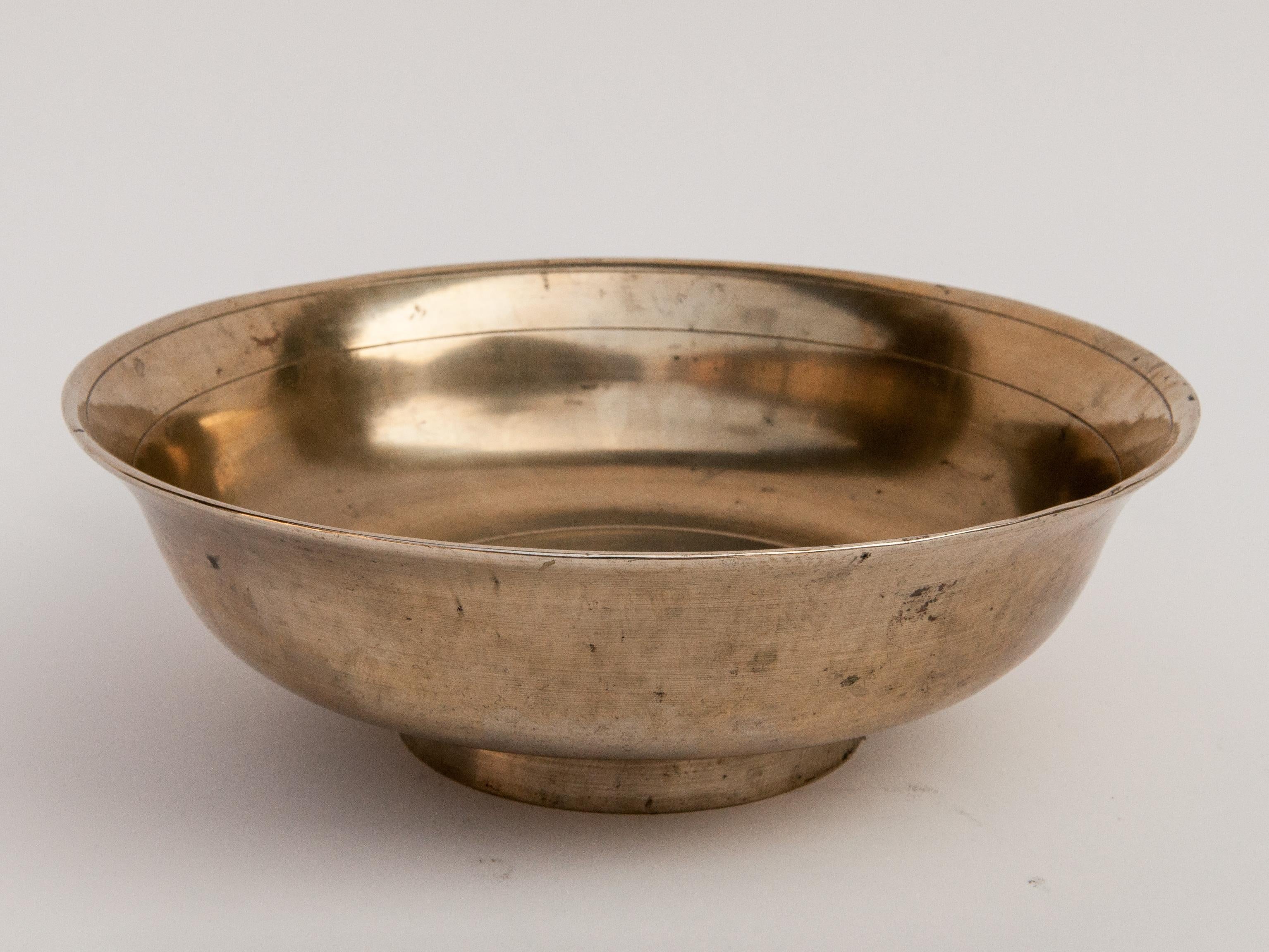 Vintage Tibetan Tsampa Bowl, Bronze, Large, Nepal or Tibet, Mid-20th Century 3
