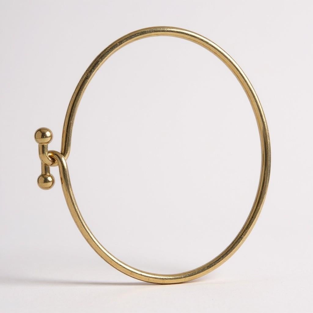 Vintage Tiffany & Co 18K Yellow Golding & Co Hook and Eye Bangle Bracelet en vente 4