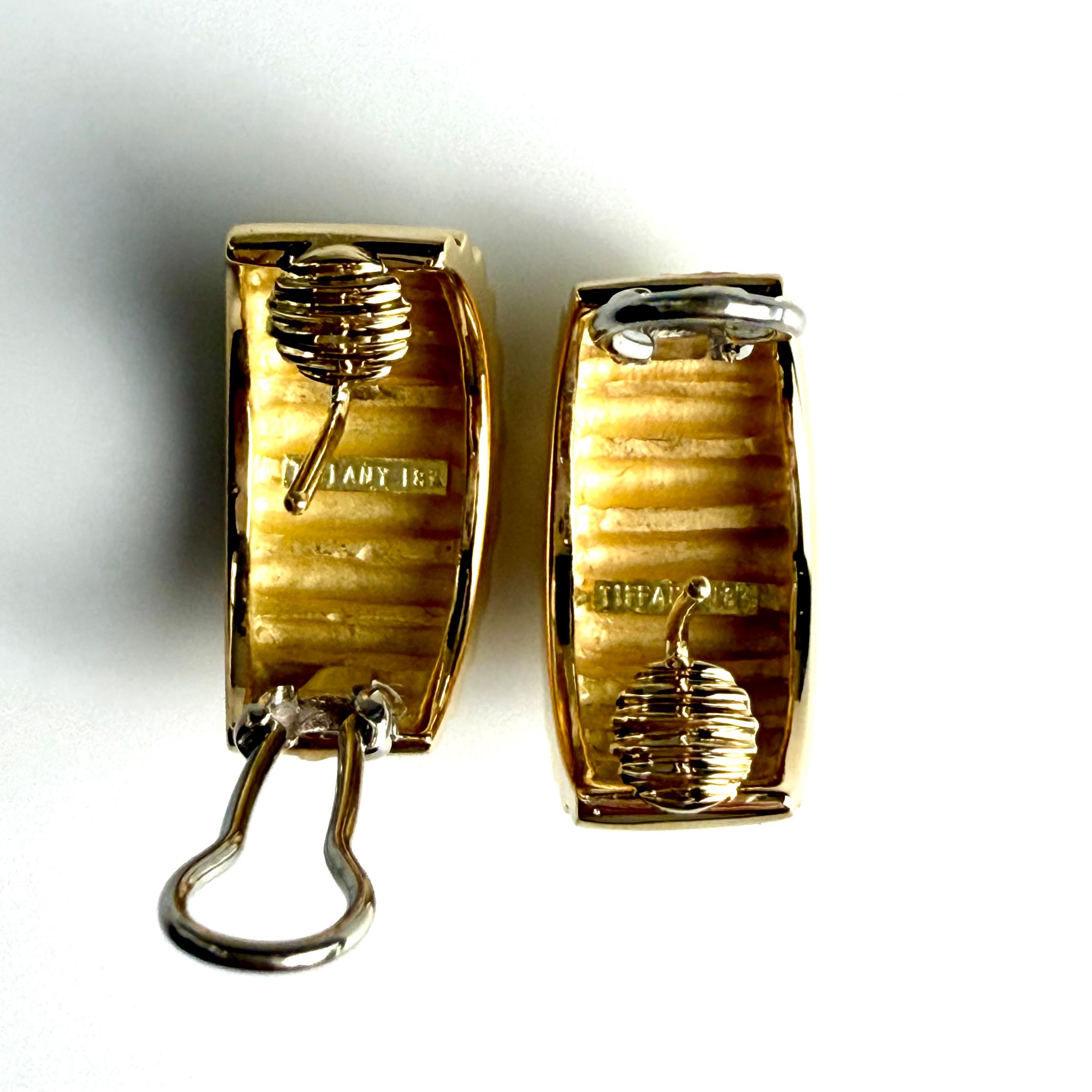Women's Vintage Tiffany and Co 18K Yellow Gold Hoop Earrings For Sale