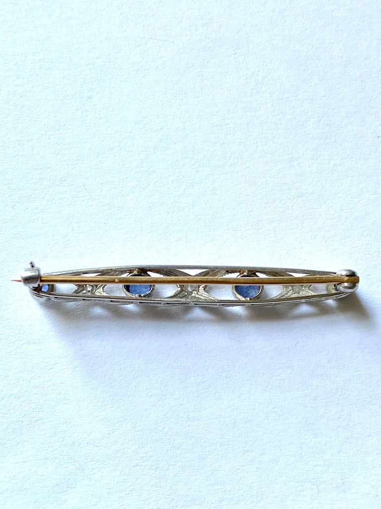 Vintage Tiffany and Co Art Deco Diamond and Sapphire Platinum on Gold Brooch For Sale 5