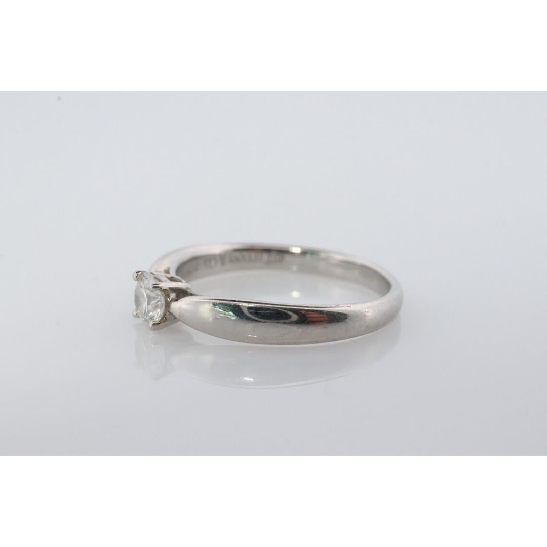 Vintage Tiffany and Co. Diamond Ring. Authentic 0.19ct Tiffany HARMONY Platinum For Sale 2