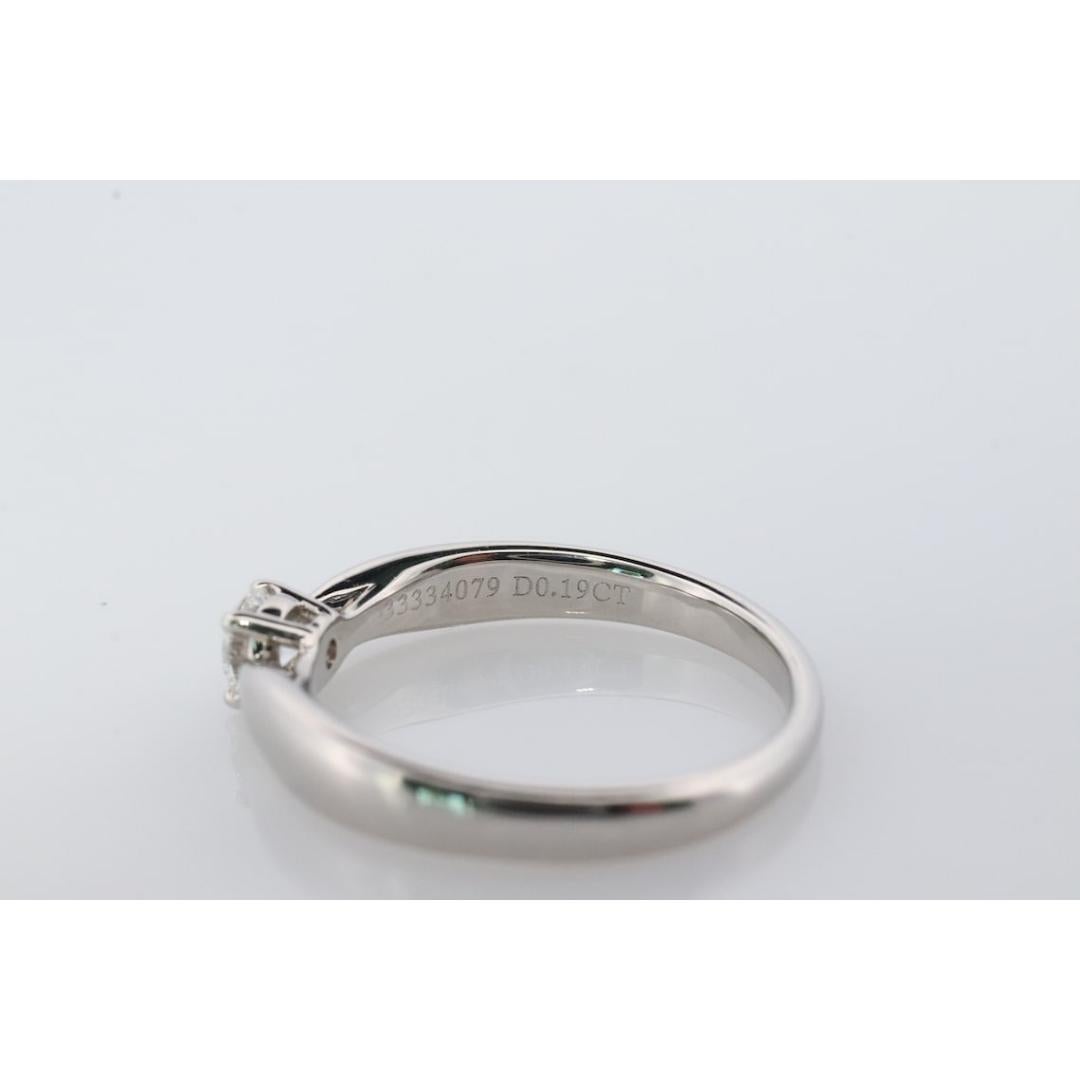 Women's Vintage Tiffany and Co. Diamond Ring. Authentic 0.19ct Tiffany HARMONY Platinum For Sale
