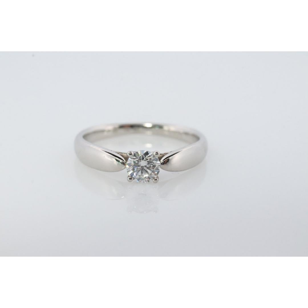 Vintage Tiffany and Co. Diamond Ring. Authentic 0.22ct Tiffany HARMONY Platinum For Sale 1
