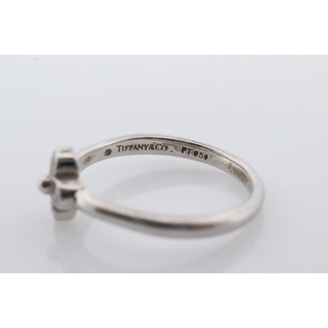 Vintage Tiffany and Co. Diamond Ring. Authentic Tiffany Platinum Diamond Wave For Sale 1