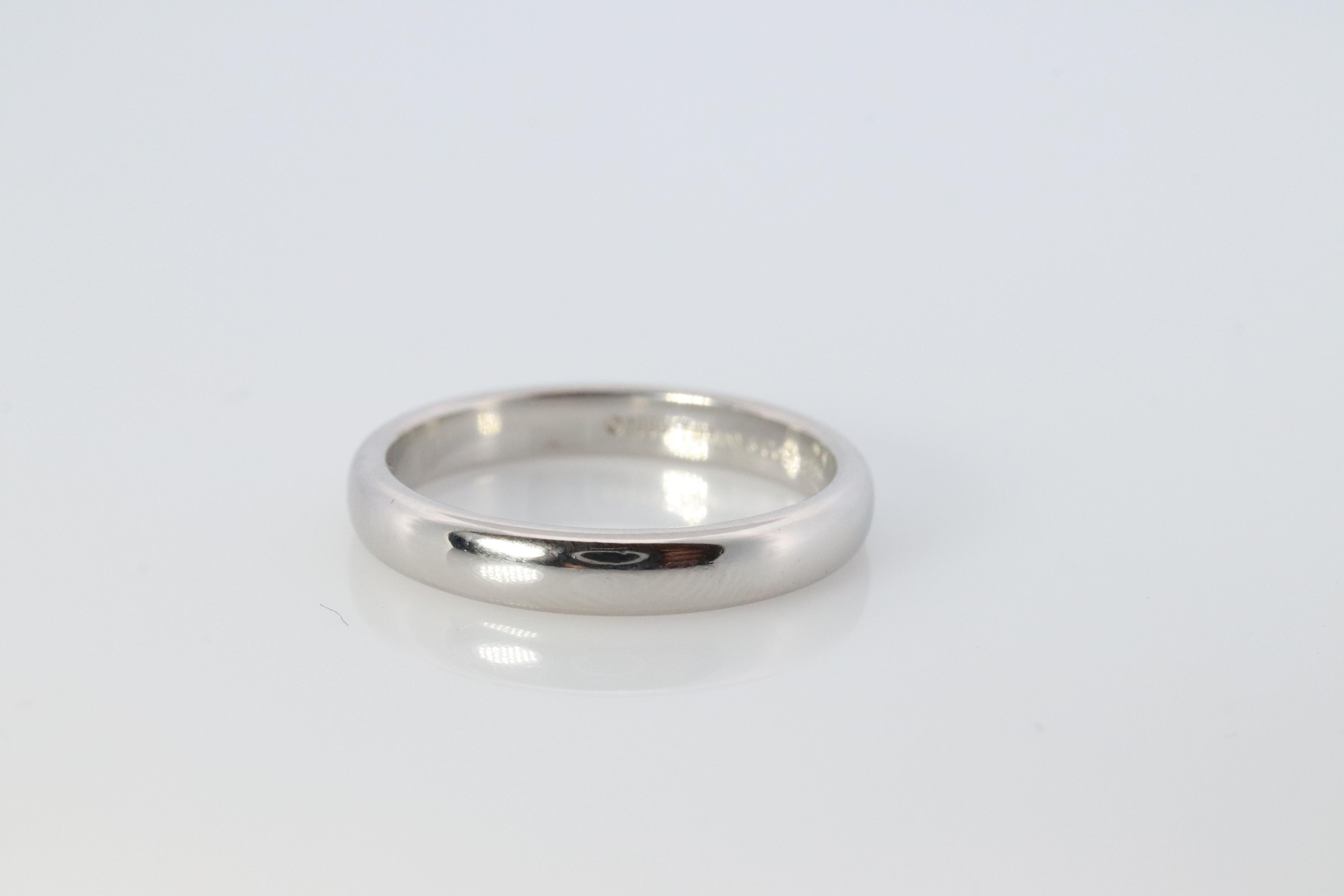 Women's Vintage Tiffany and Co Ring. Authentic Platinum Wedding Band. T&CO 3mm Lucida