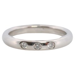 Vintage Tiffany und Co. Eternity Platinring mit drei Diamanten. Tiffany PT950 Band