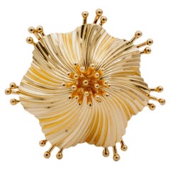 Vintage Tiffany & Co. 14K Yellow Gold Fireworks Brooch Pin
