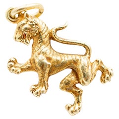 Retro Tiffany & Co. 14K Yellow Gold Rampant Lion Pendant