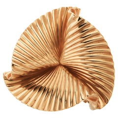 Vintage Tiffany & Co. 14K Yellow Gold Ribbon Brooch 1.5 Inches Diameter