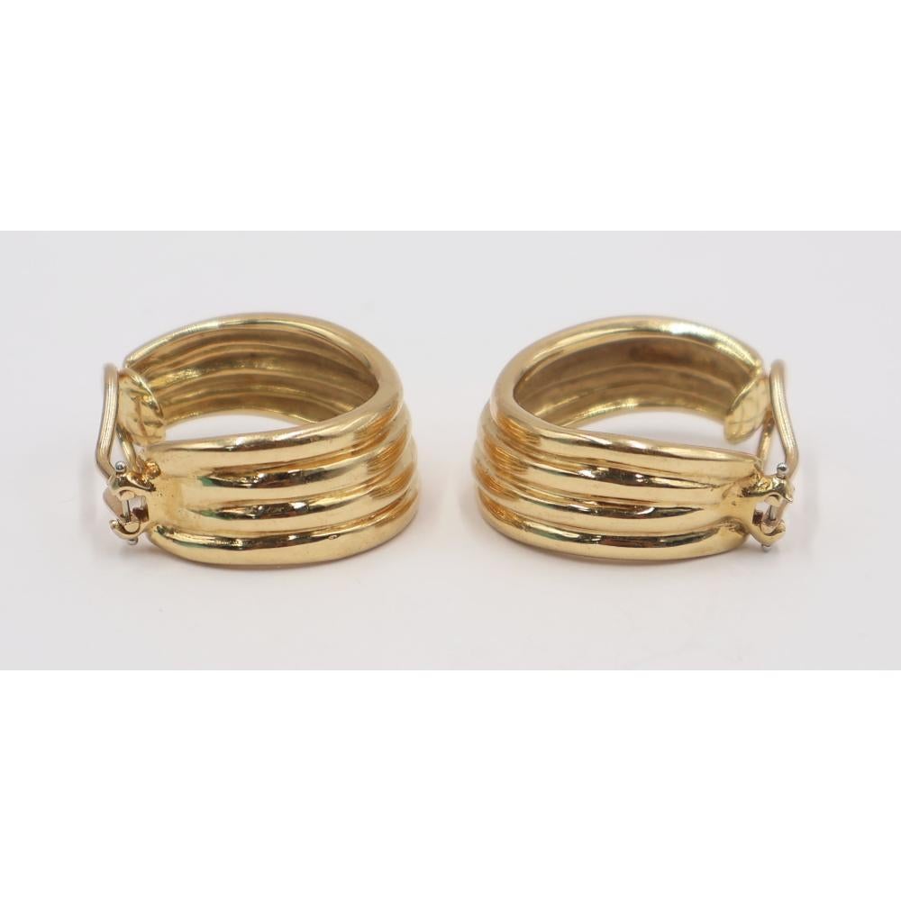 Vintage Tiffany Co 18 Karat Yellow Gold Wide Ribbed Hoop One Inch Long Earrings For Sale 4