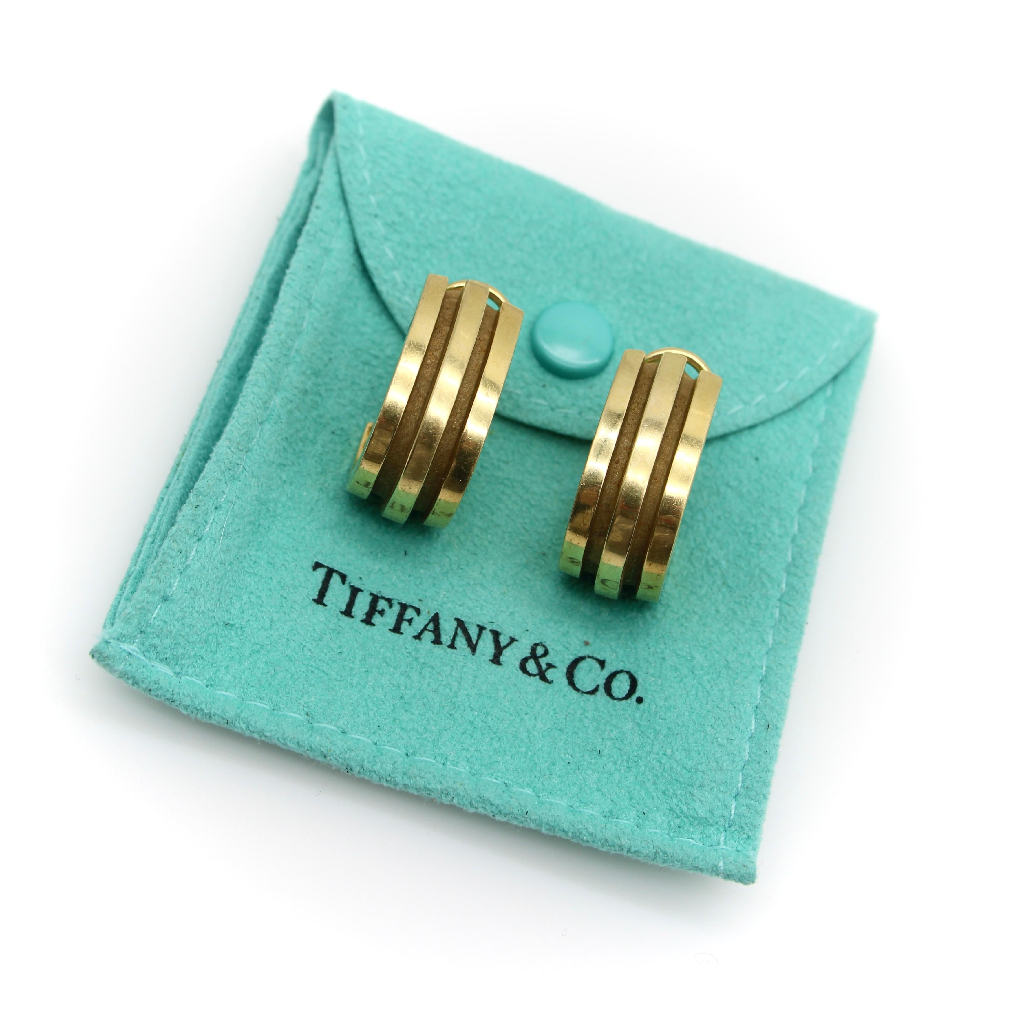 Vintage Tiffany & Co. 18K Gold Atlas Hoop Earrings For Sale 1