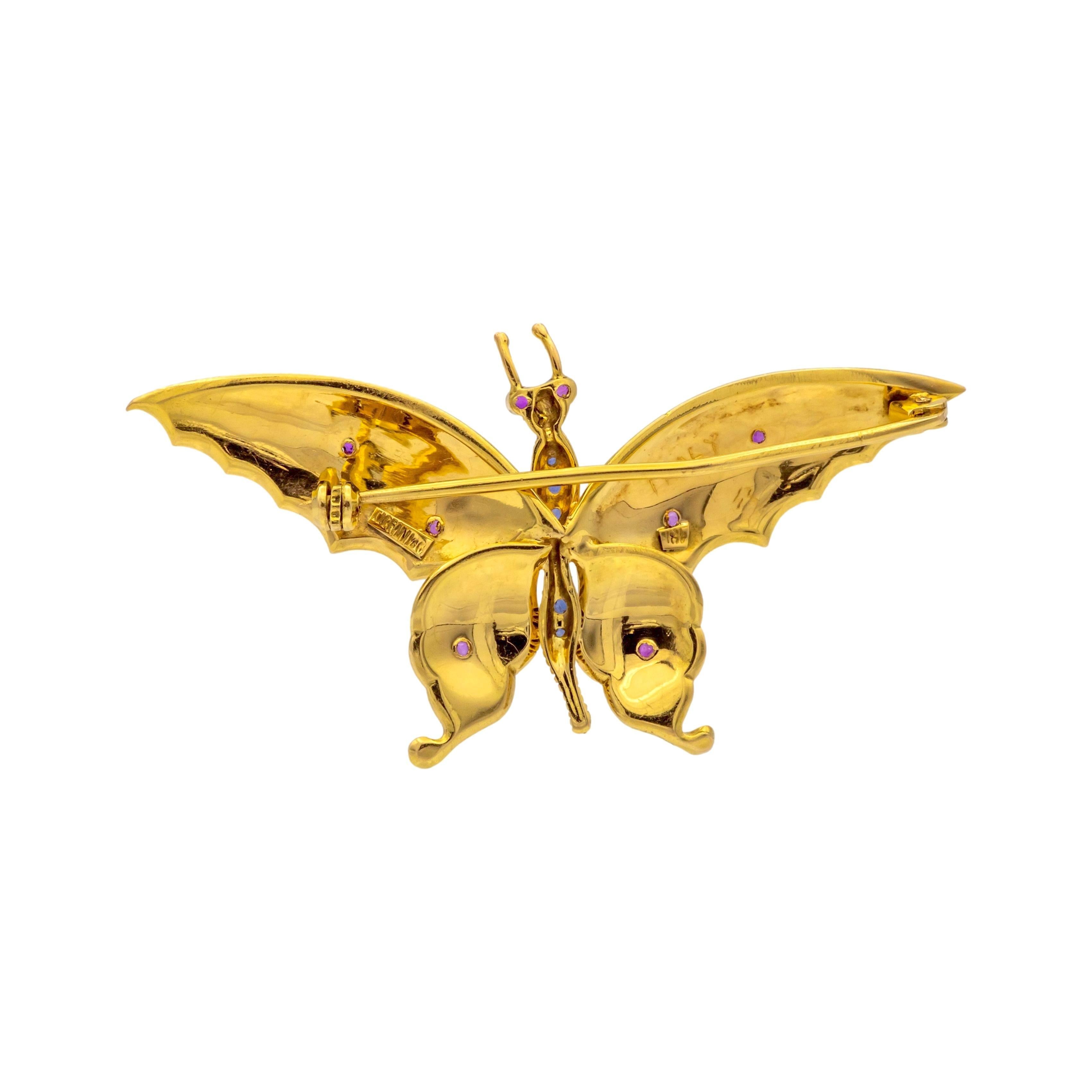 Vintage Tiffany & Co. Spilla a farfalla in oro 18 carati, rubino e zaffiro, 1960 Italia in vendita 5