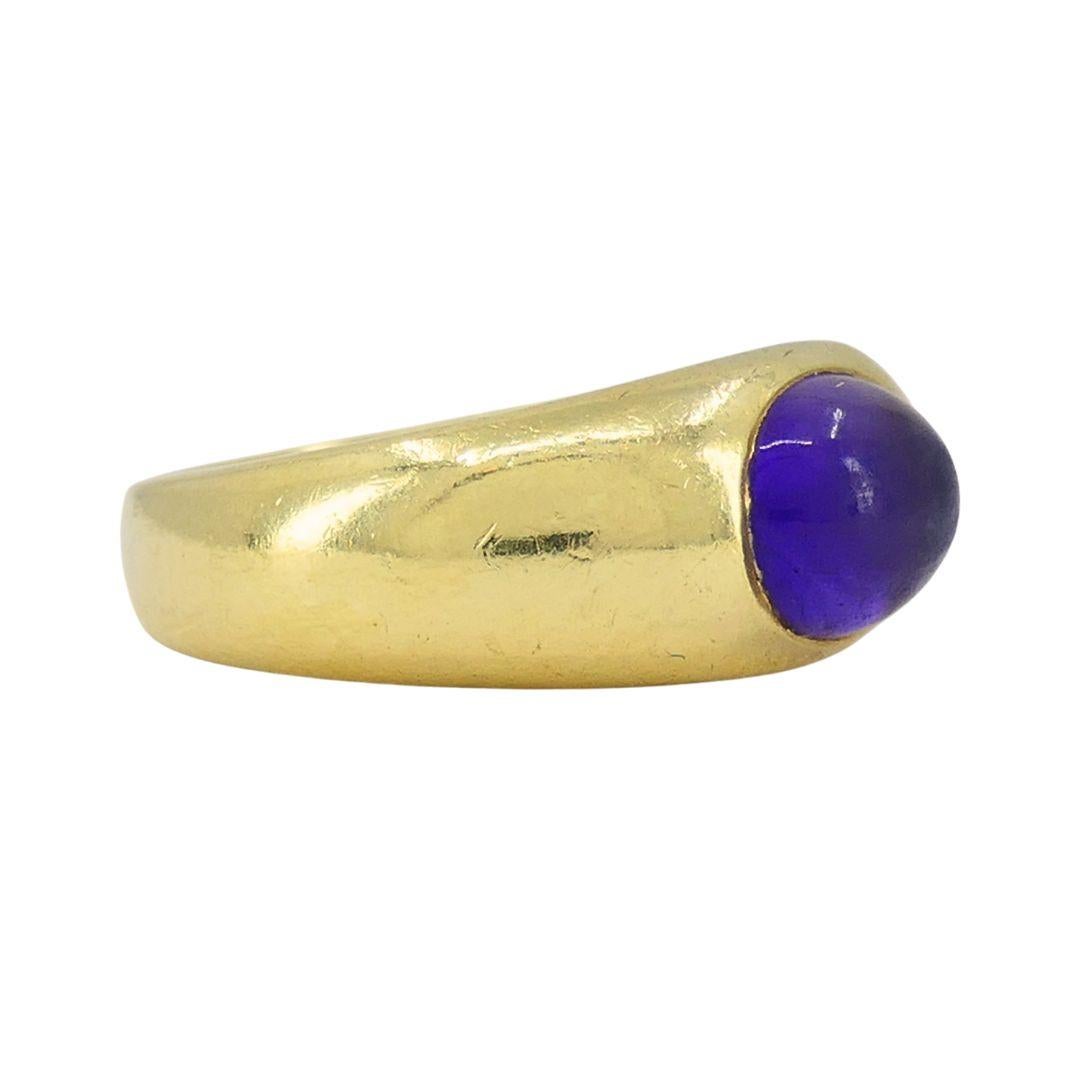 Vintage Tiffany & Co. Anello con ametista cabochon in oro 18k In condizioni buone in vendita a Beverly Hills, CA