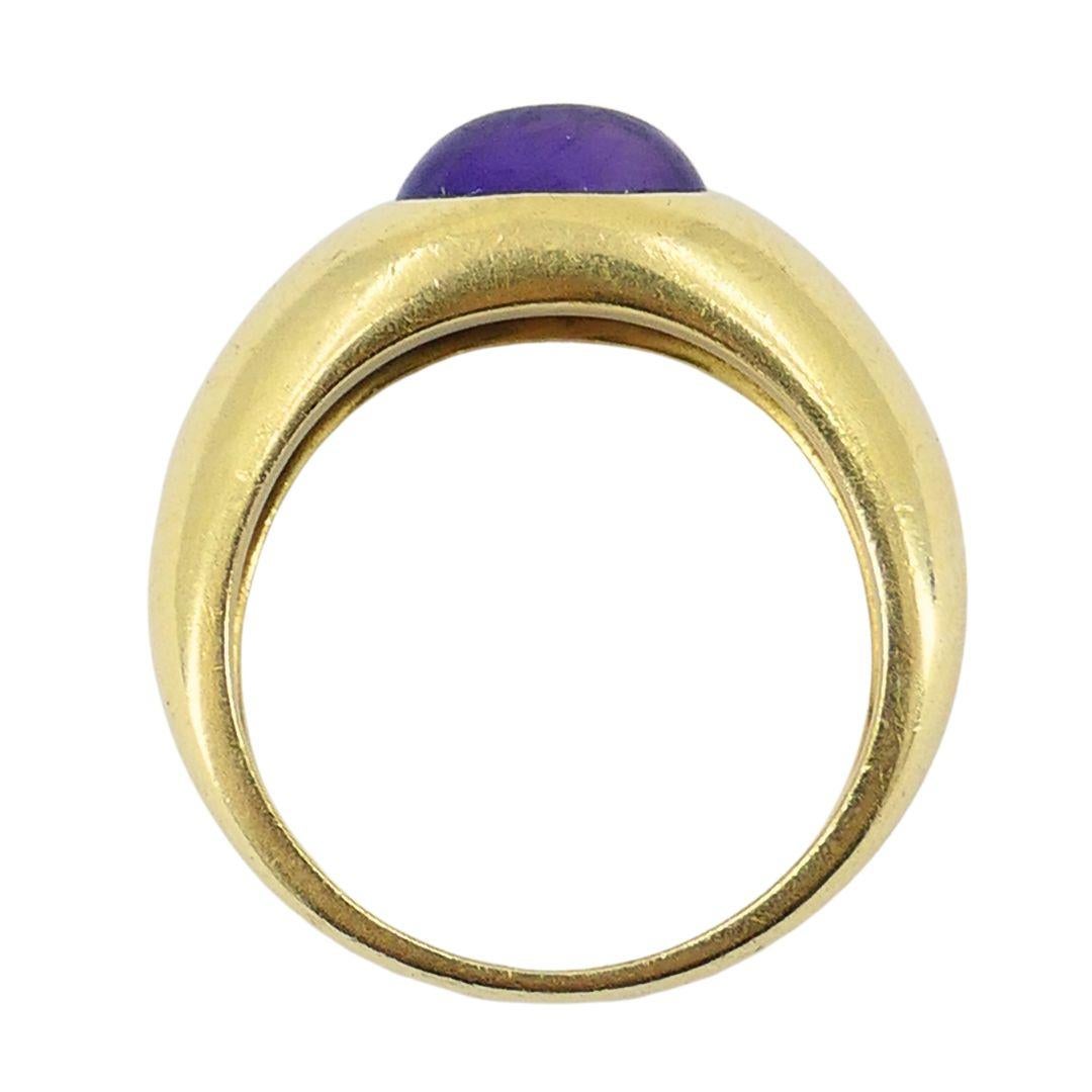Vintage Tiffany & Co. Anello con ametista cabochon in oro 18k in vendita 2