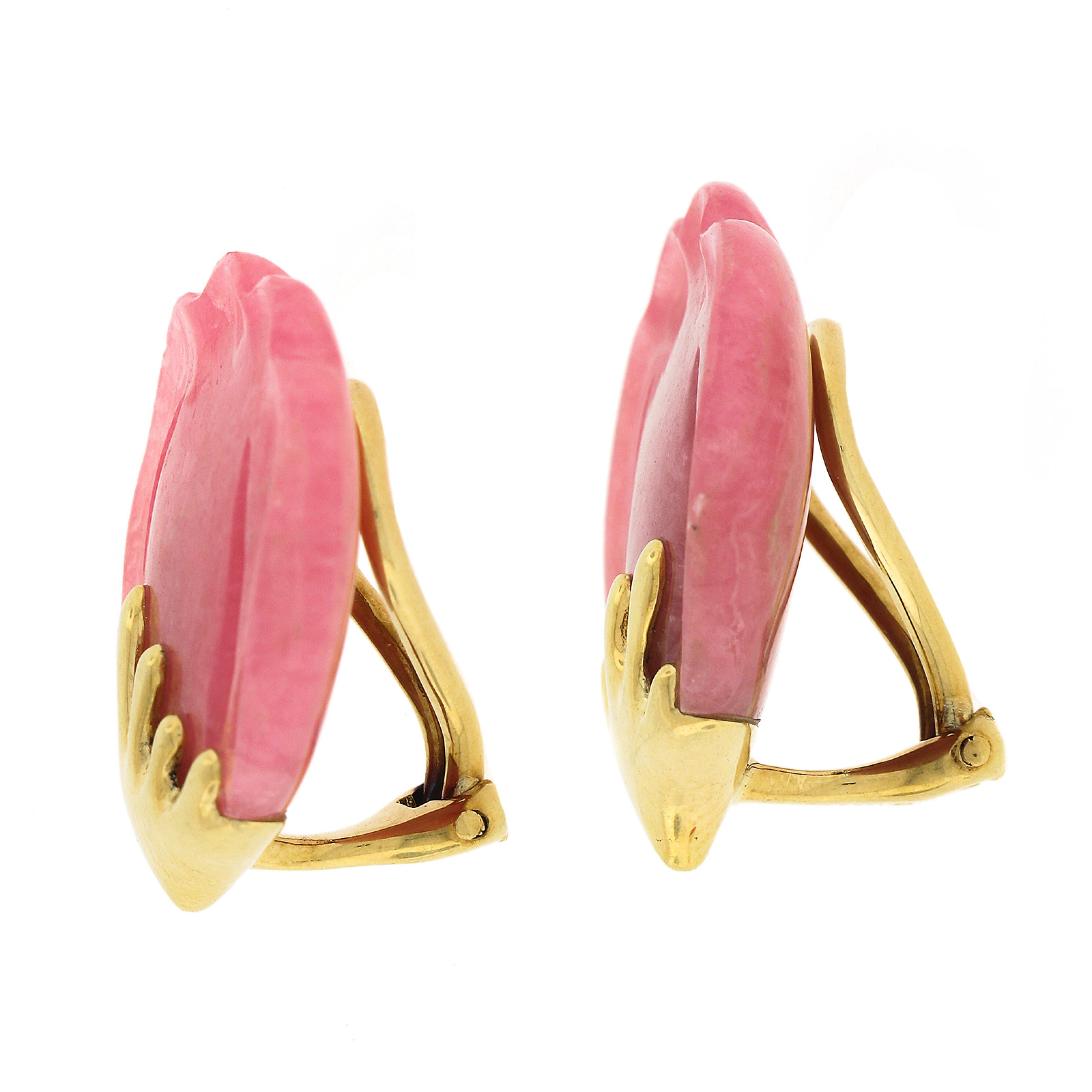 Vintage Tiffany & Co. 18k Gold Carved Rhodochrosite Petal Lotus Clip on Earrings In Good Condition For Sale In Montclair, NJ