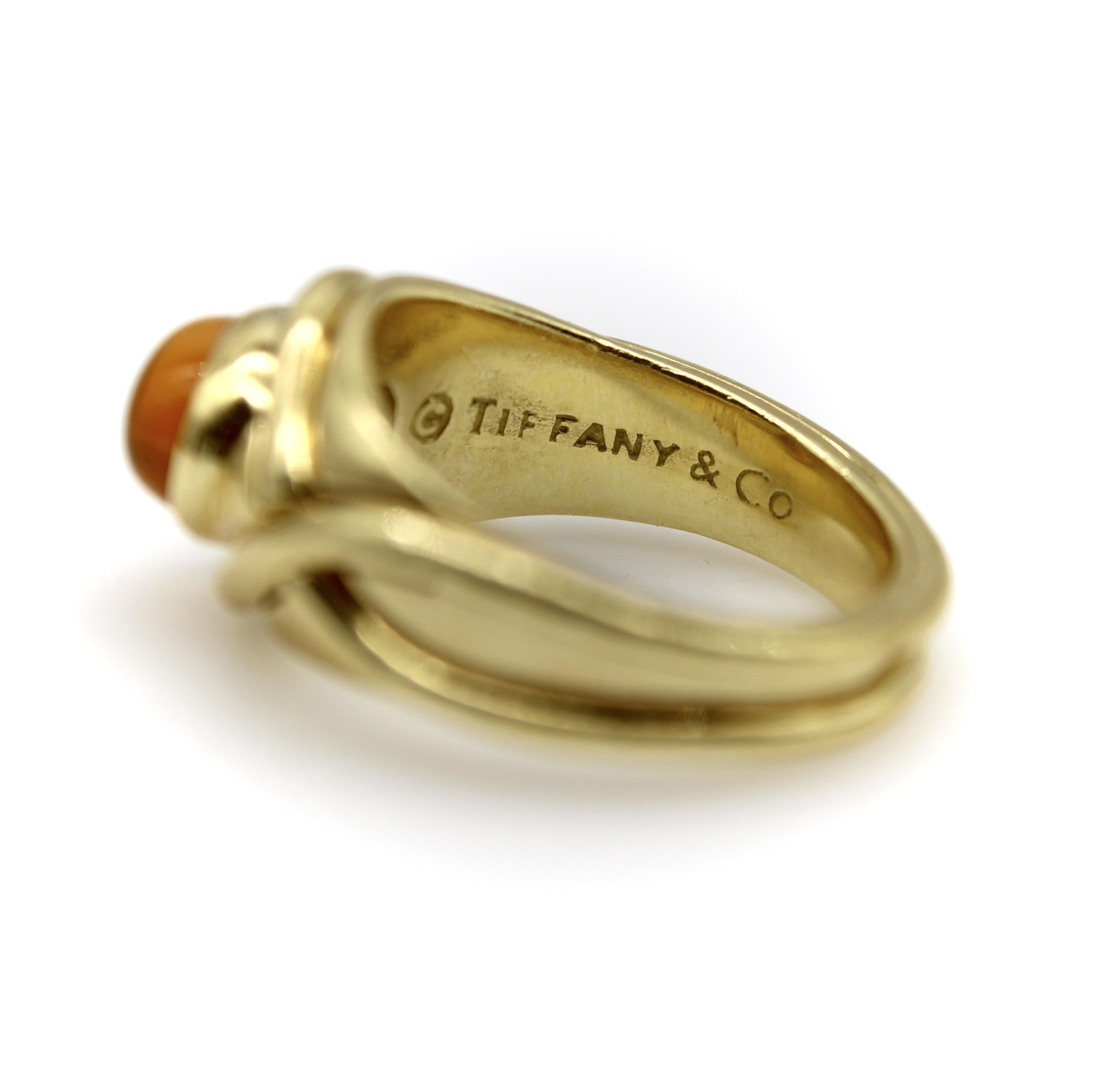 Women's or Men's Vintage Tiffany & Co. 18K Gold Crossover Citrine Cabochon Ring For Sale
