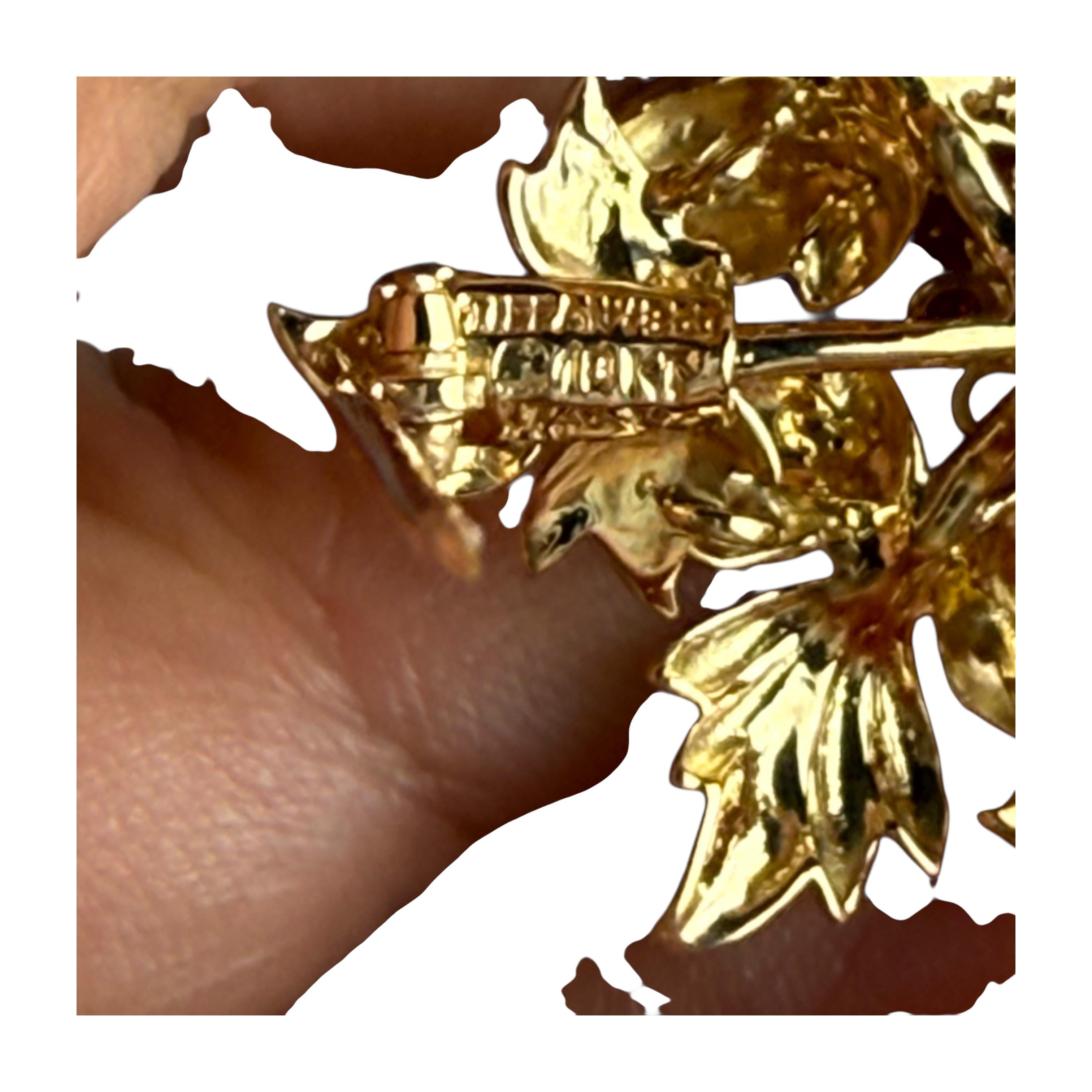 Round Cut Vintage Tiffany & Co. 18K Gold Diamond & Ruby Flower Brooch Made in Italy For Sale