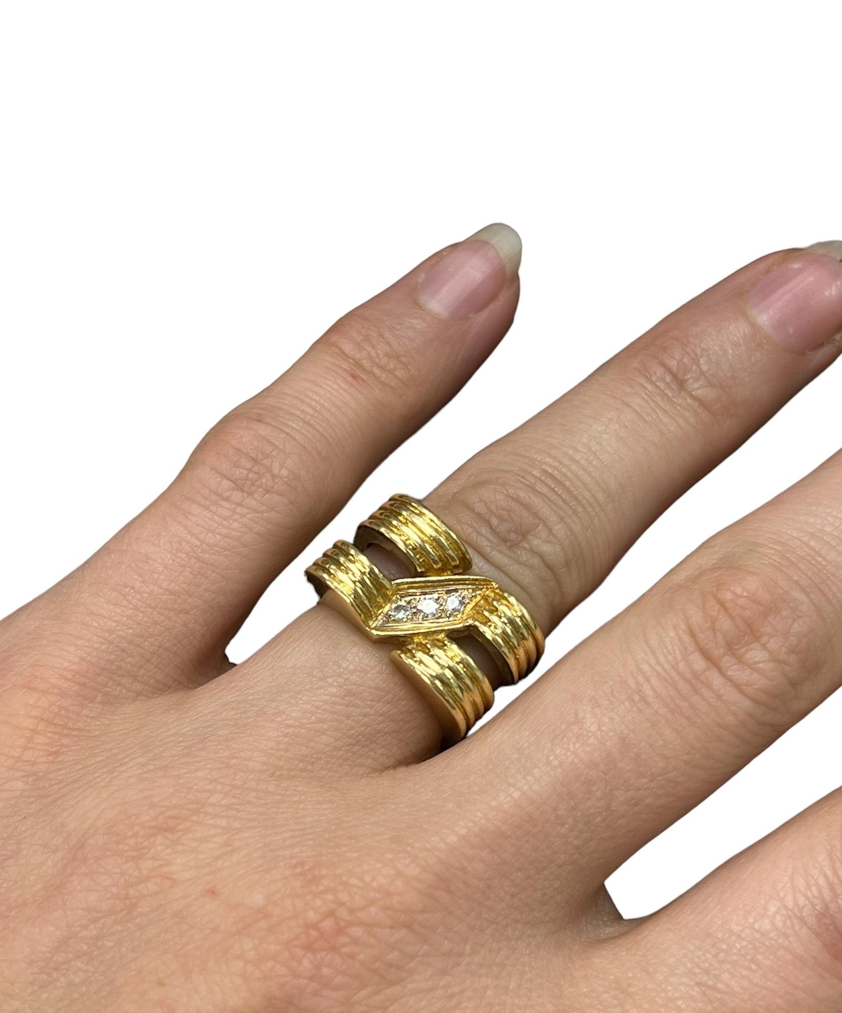 Brilliant Cut Vintage Tiffany & Co. 18k Gold Diamond Tank Ring sz 7.5