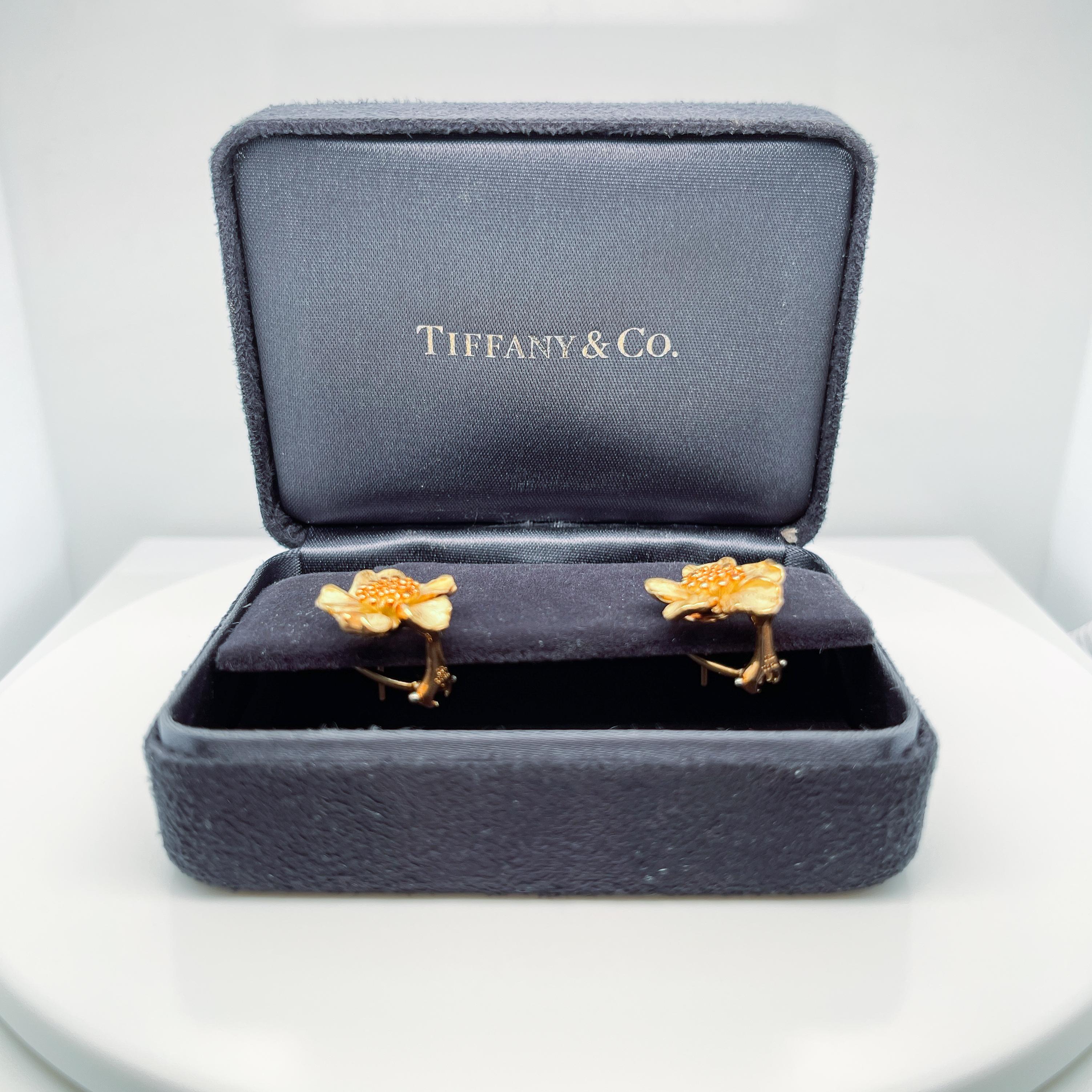 Vintage Tiffany & Co. 18K Gold Dogwood Flower Earrings 7