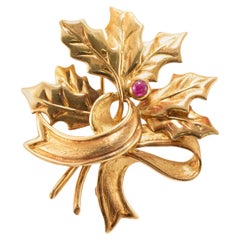 Vintage Tiffany & Co. 18K Yellow Gold 0.06ct Cabochon Ruby Leaf Brooch