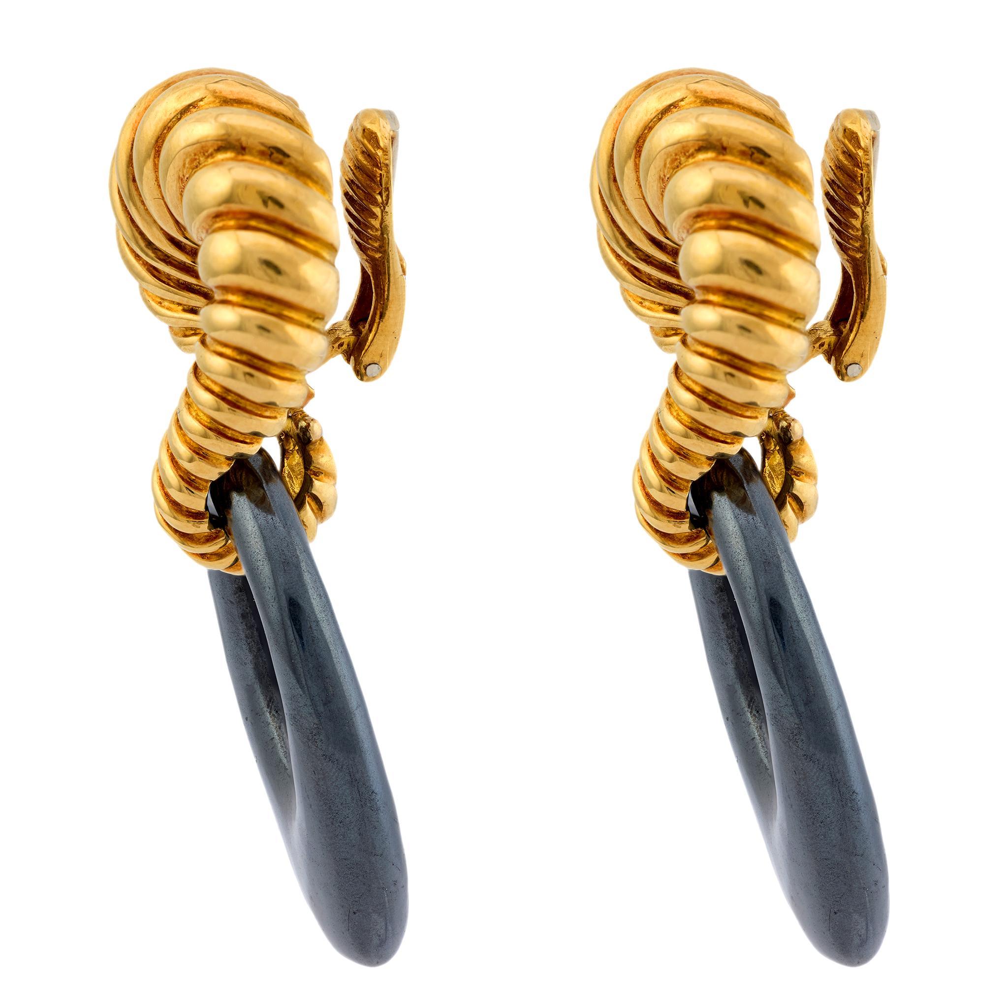 Pendientes vintage Tiffany & Co. de oro amarillo de 18k y hematites día y noche Sin cortar en venta