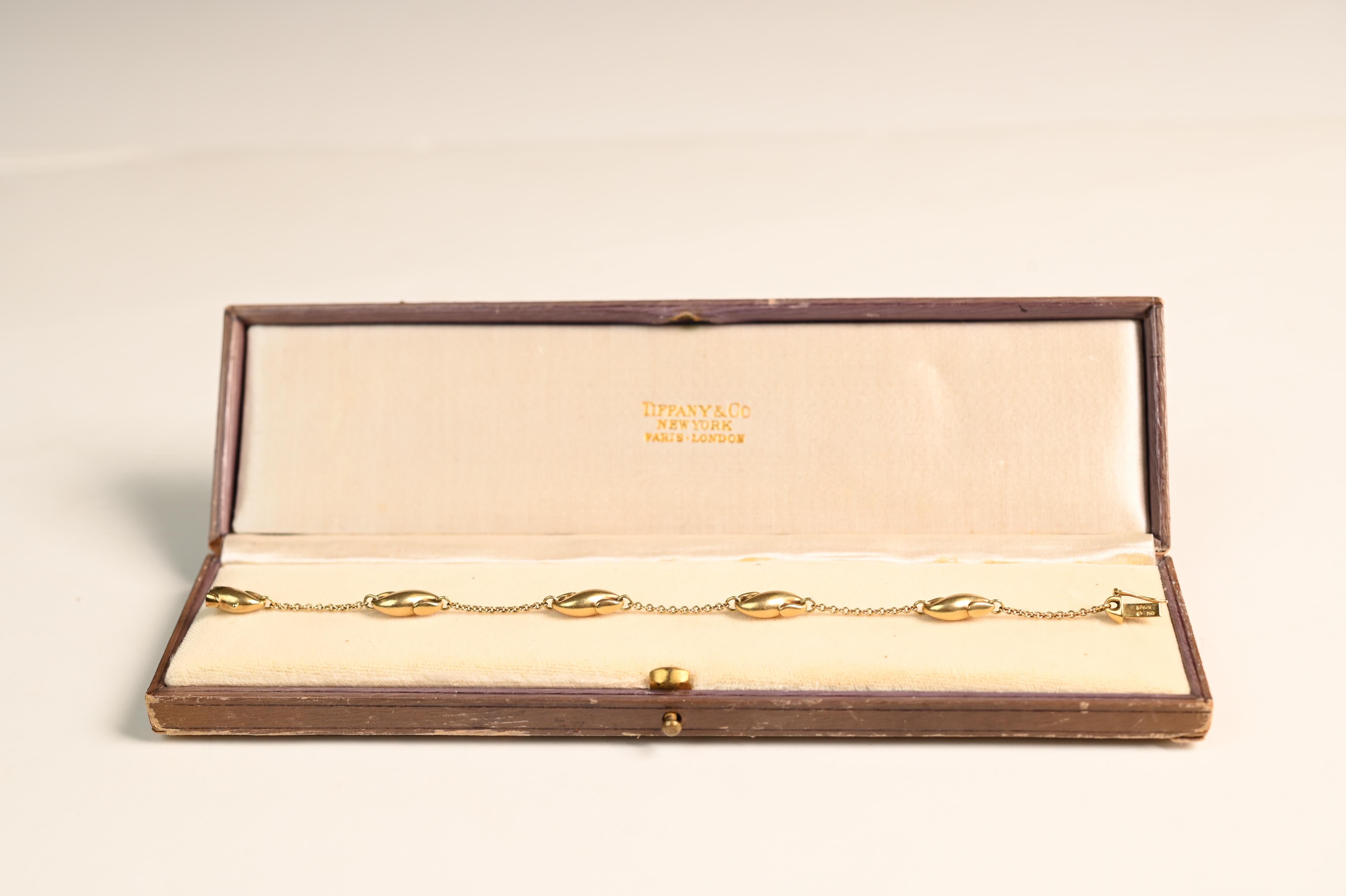 Art déco Bracelet Vintage Tiffany & Co 18K Yellow Golding Co. en vente