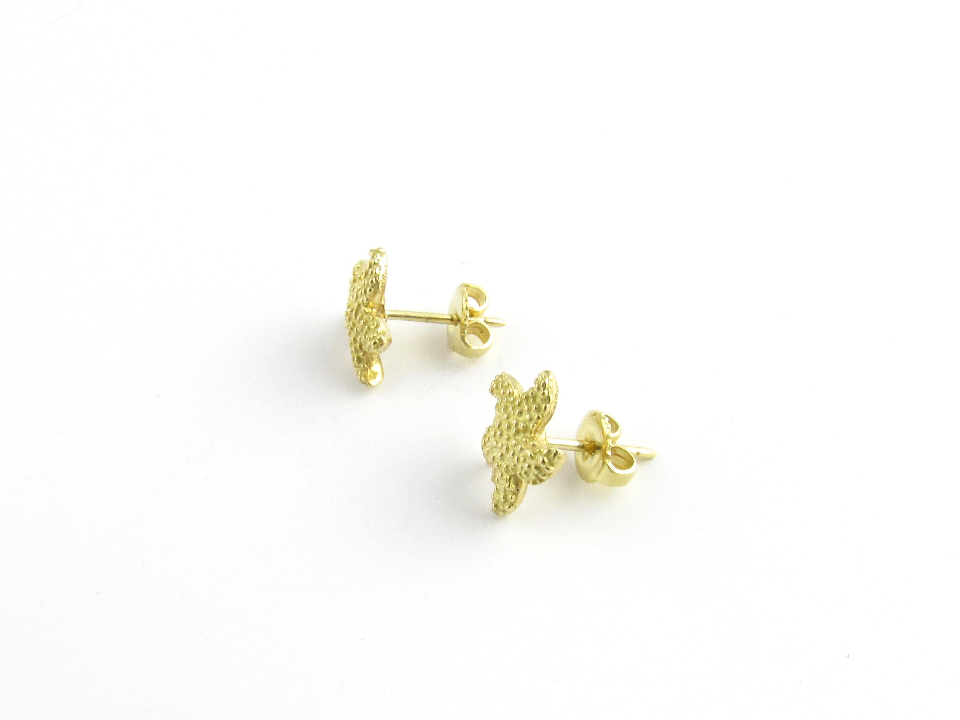 Tiffany & Co. 18K Yellow Gold Bumpy Starfish Stud Earrings

These vintage authentic Tiffany earrings are approx. 13 mm in diameter and 15 mm from end to end.

3.4 g / 2.1 dwt

Stamped Tiffany & Co. on back of starfish

Backs are 18K Yellow Gold but