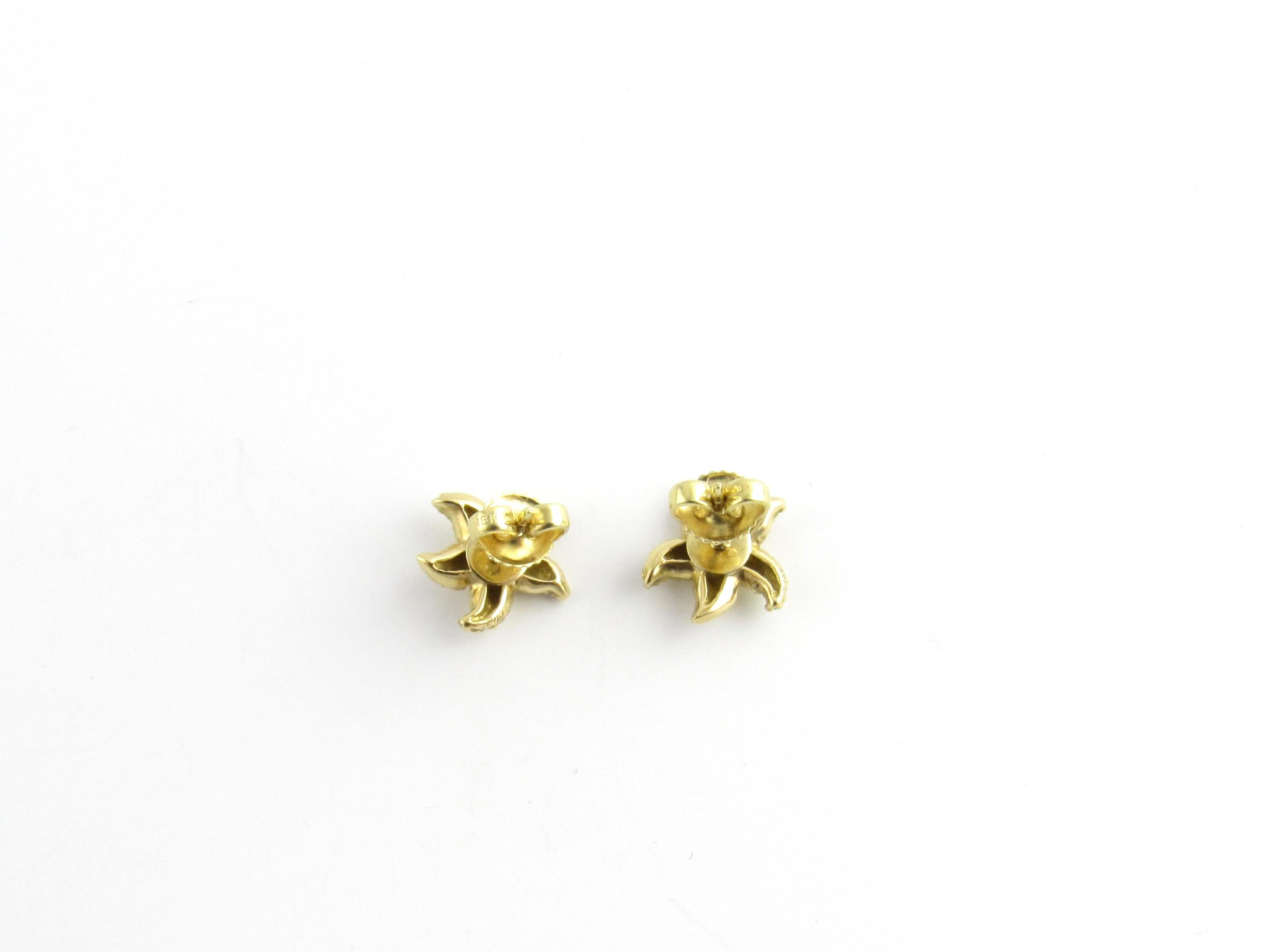 Women's or Men's Vintage Tiffany & Co. 18 Karat Yellow Gold Bumpy Starfish Stud Earrings