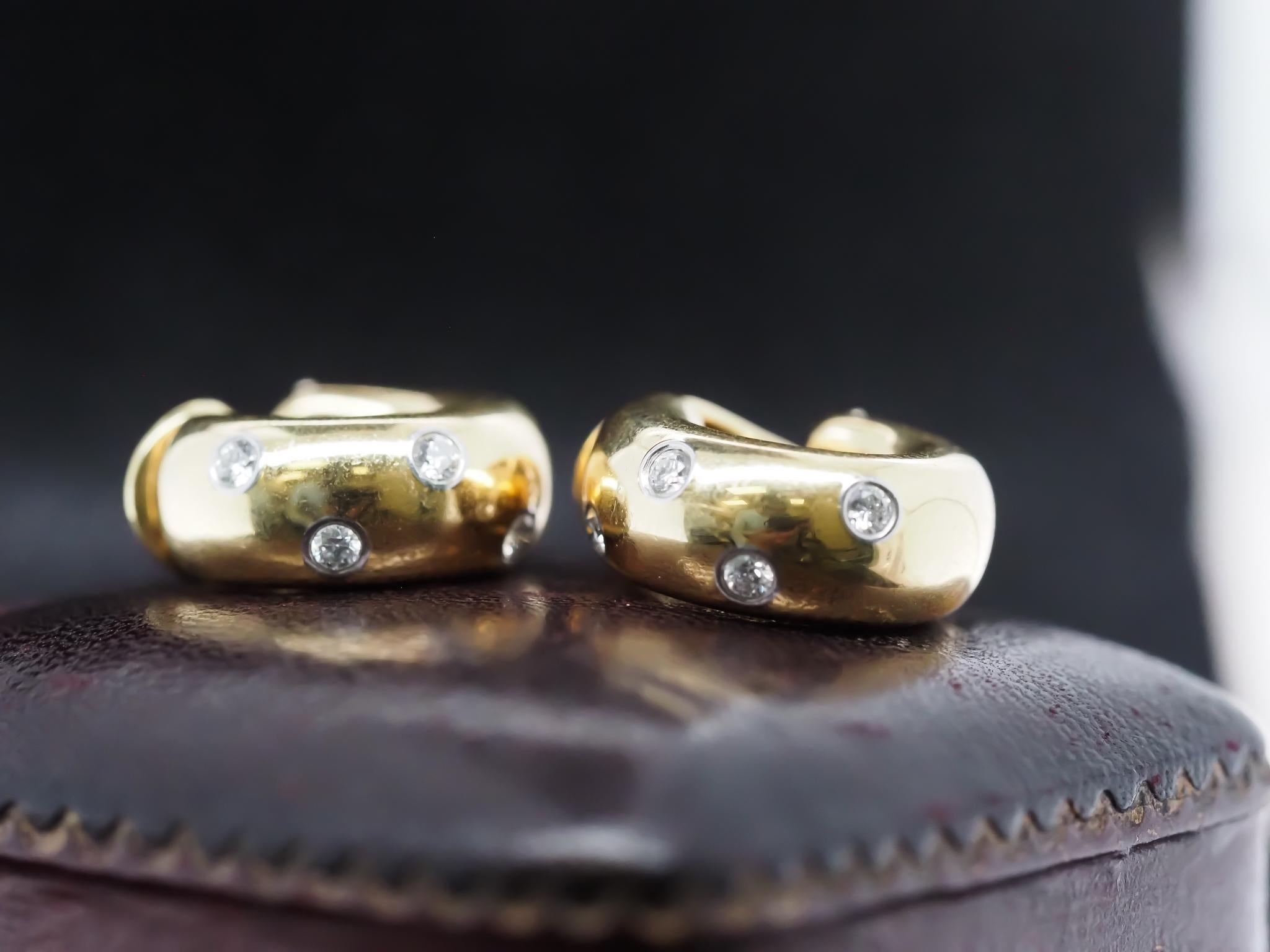 Vintage Tiffany & Co. 18K Yellow Gold Diamond Huggie Earrings In Good Condition For Sale In Hicksville, NY