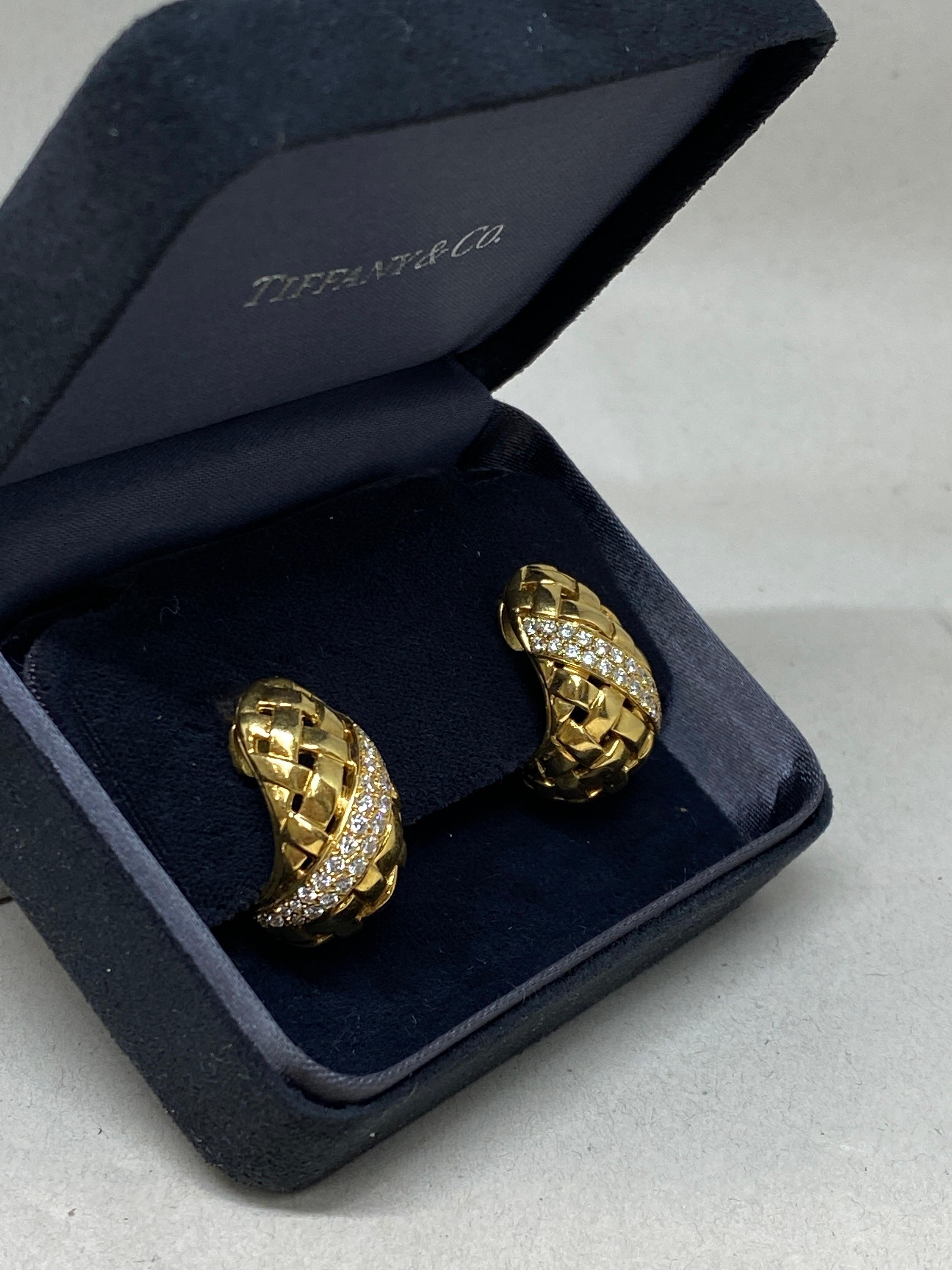 Women's Vintage Tiffany & Co 18k Yellow Gold & Diamond Vannerie Basketweave Earrings For Sale