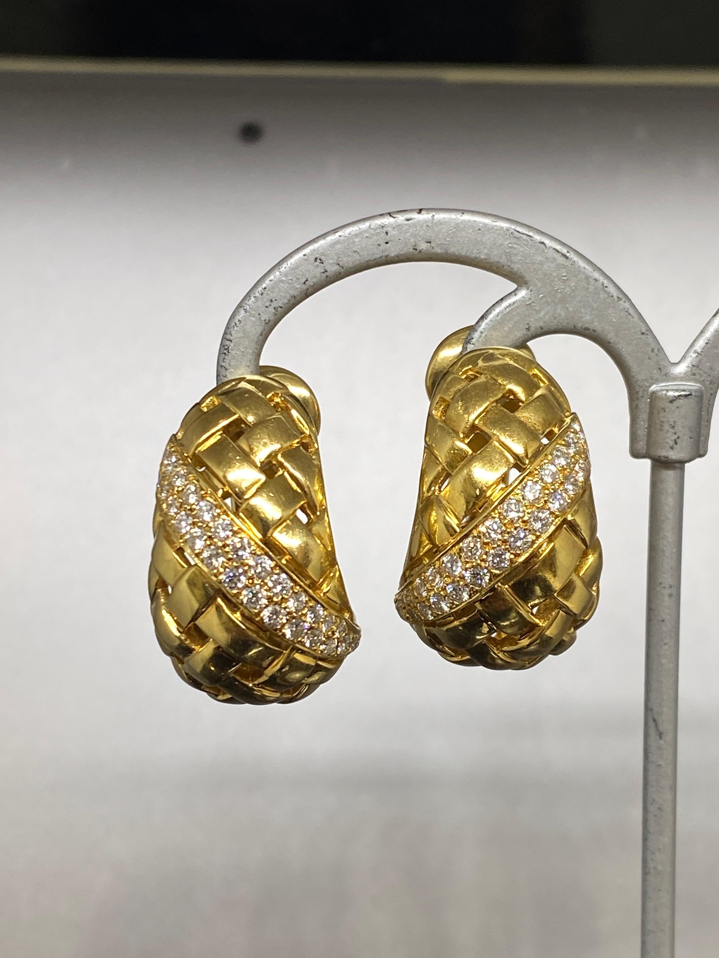 Vintage Tiffany & Co 18k Yellow Gold & Diamond Vannerie Basketweave Earrings For Sale 2