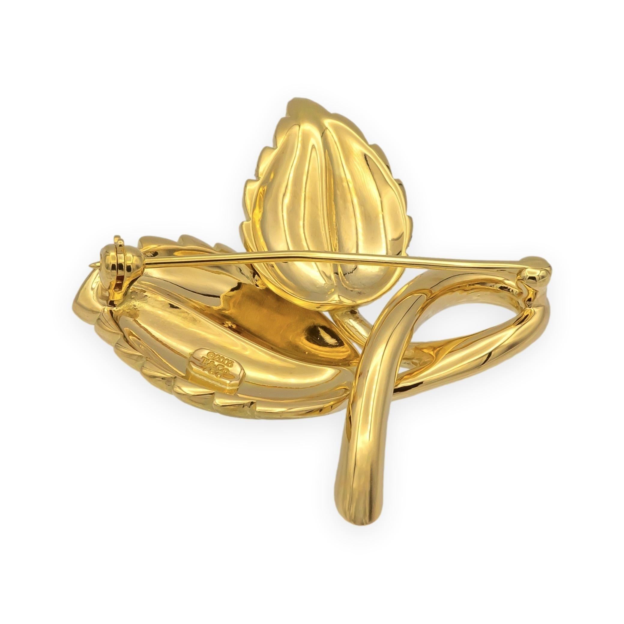 Vintage Tiffany & Co. Broche à double feuille en or jaune 18K avec accents de diamants en vente 3