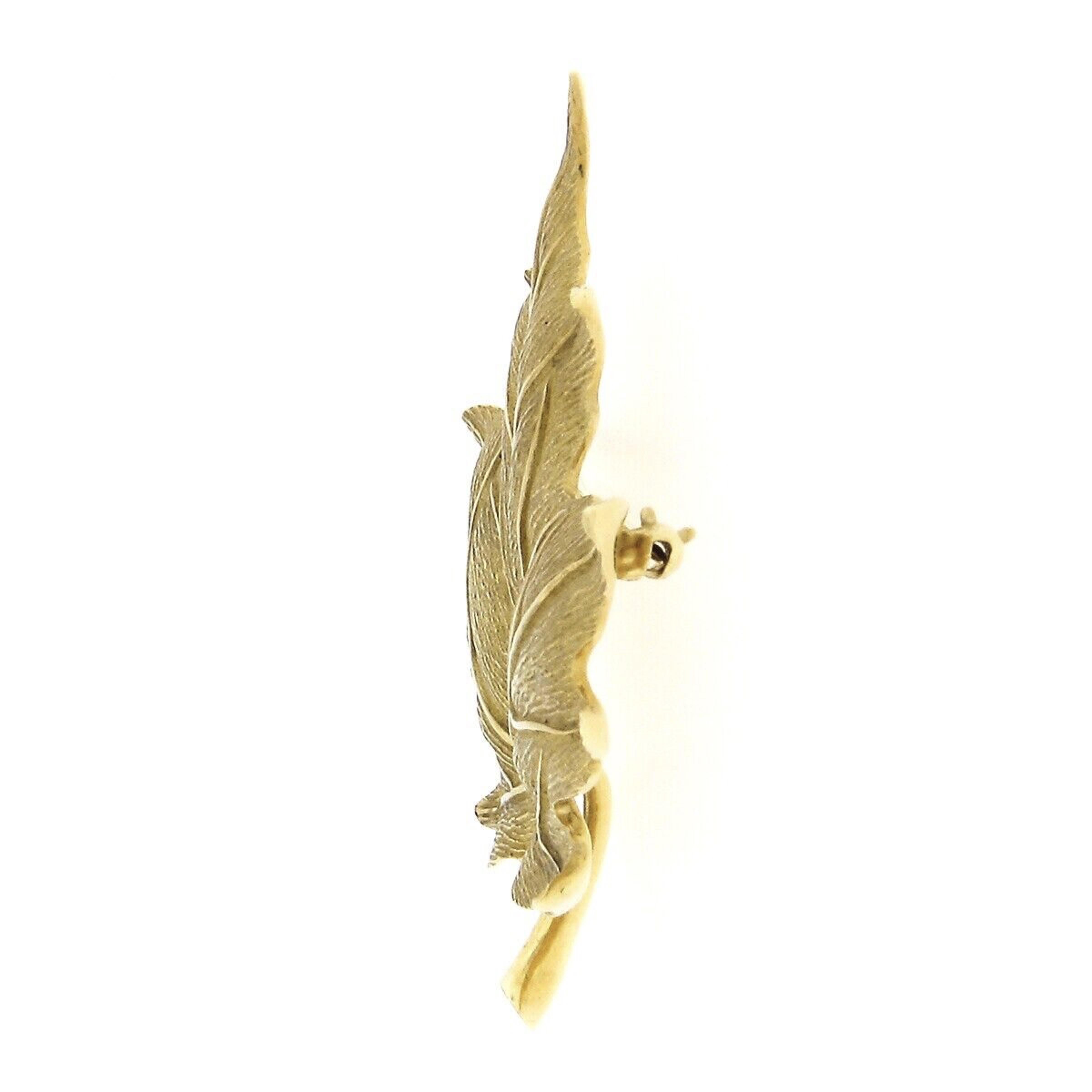 Vintage Tiffany & Co. 18k Yellow Gold Hand Etched Realistic Maple LeafPinBrooch For Sale 1