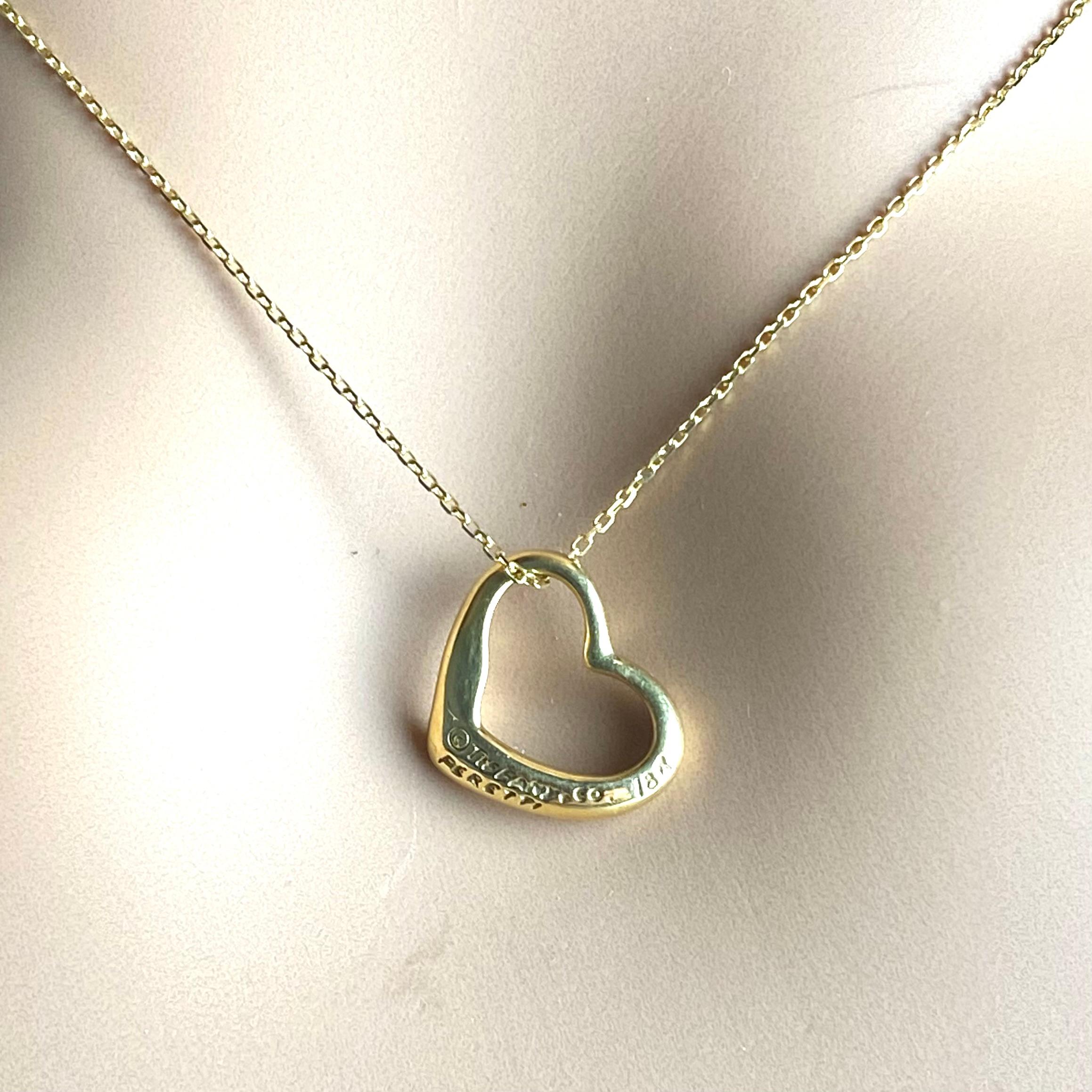 Vintage Tiffany & Co. 18K Yellow Gold Heart Pendant Necklace For Sale 2
