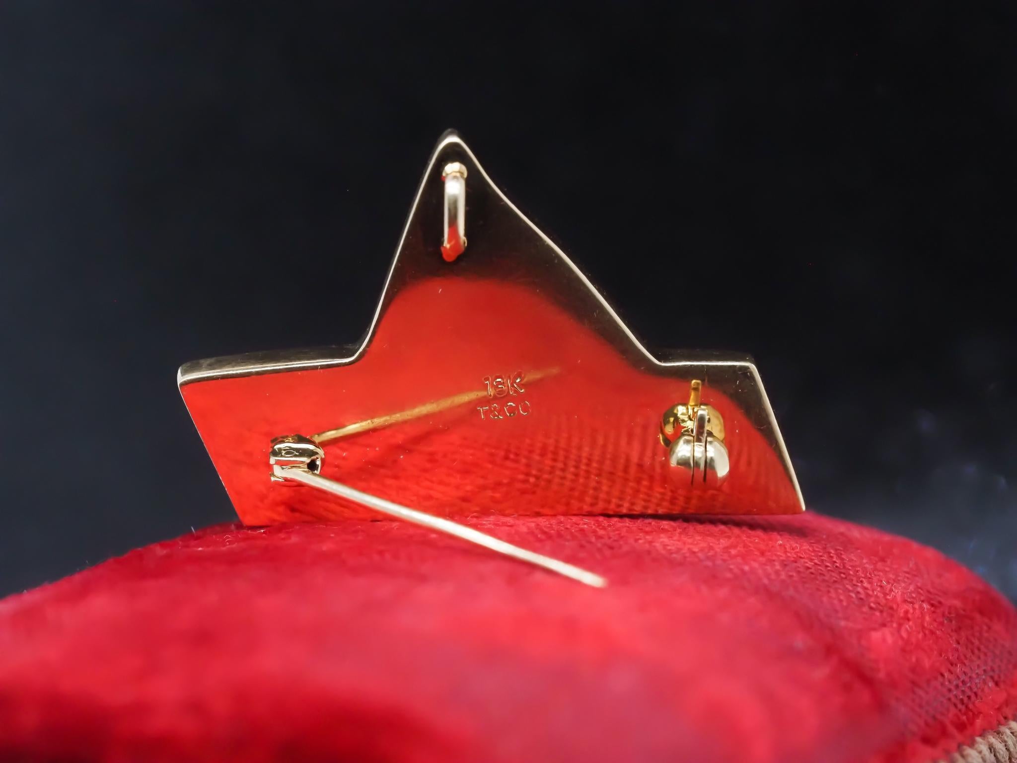 Vintage Tiffany & Co. 18K Yellow Gold Lapis, and Pearl Sail Boat Brooch Pin For Sale 4
