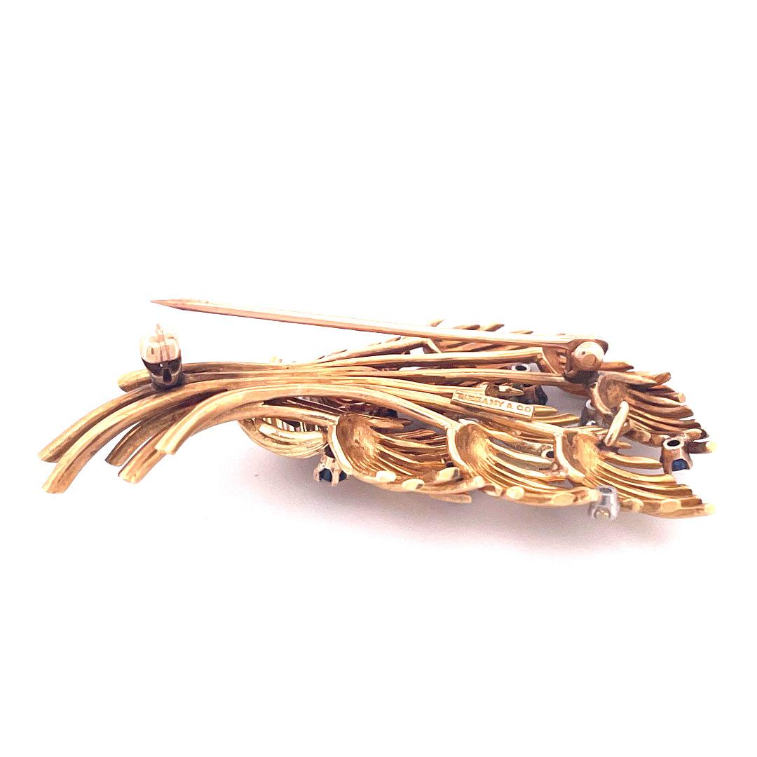 Women's or Men's Vintage Tiffany & Co. 18k Yellow Gold Leaf Brooch with Sapphires and Diamonds For Sale
