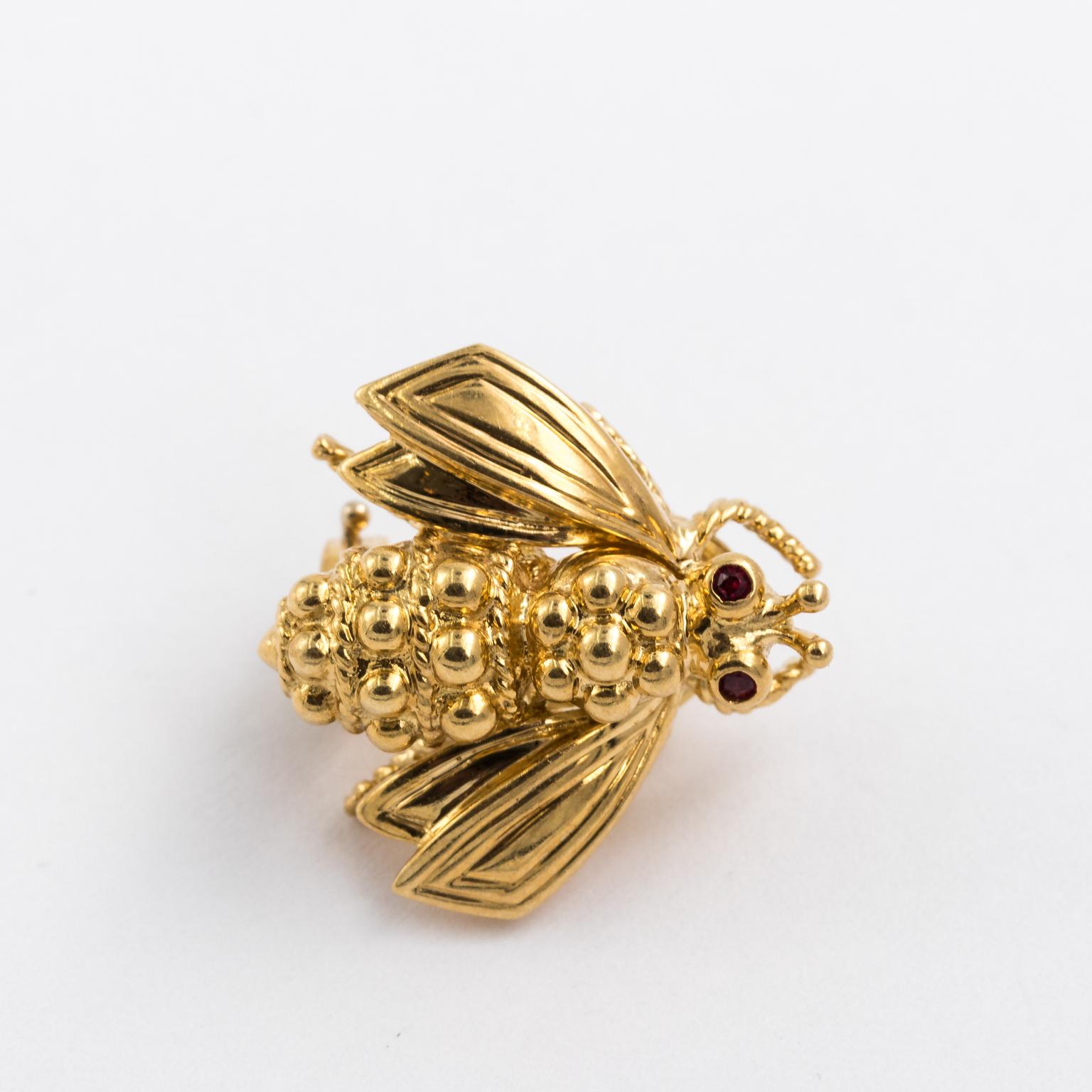 Vintage Tiffany & Co. 18 Karat Gold Sculptural Bee Earrings with Ruby Eyes 2