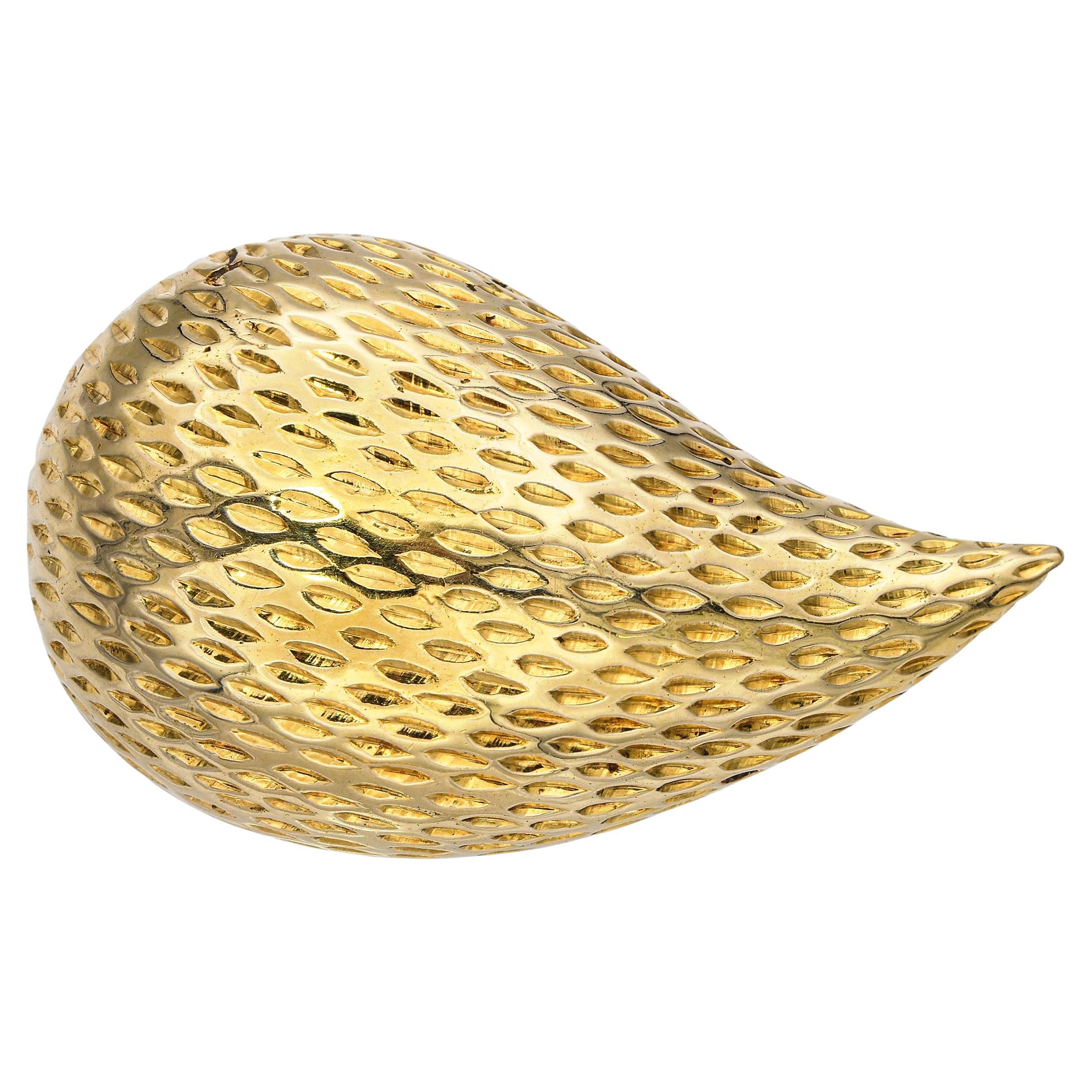 Vintage Tiffany 
Co. 18k Yellow Gold Teardrop Brooch im Angebot