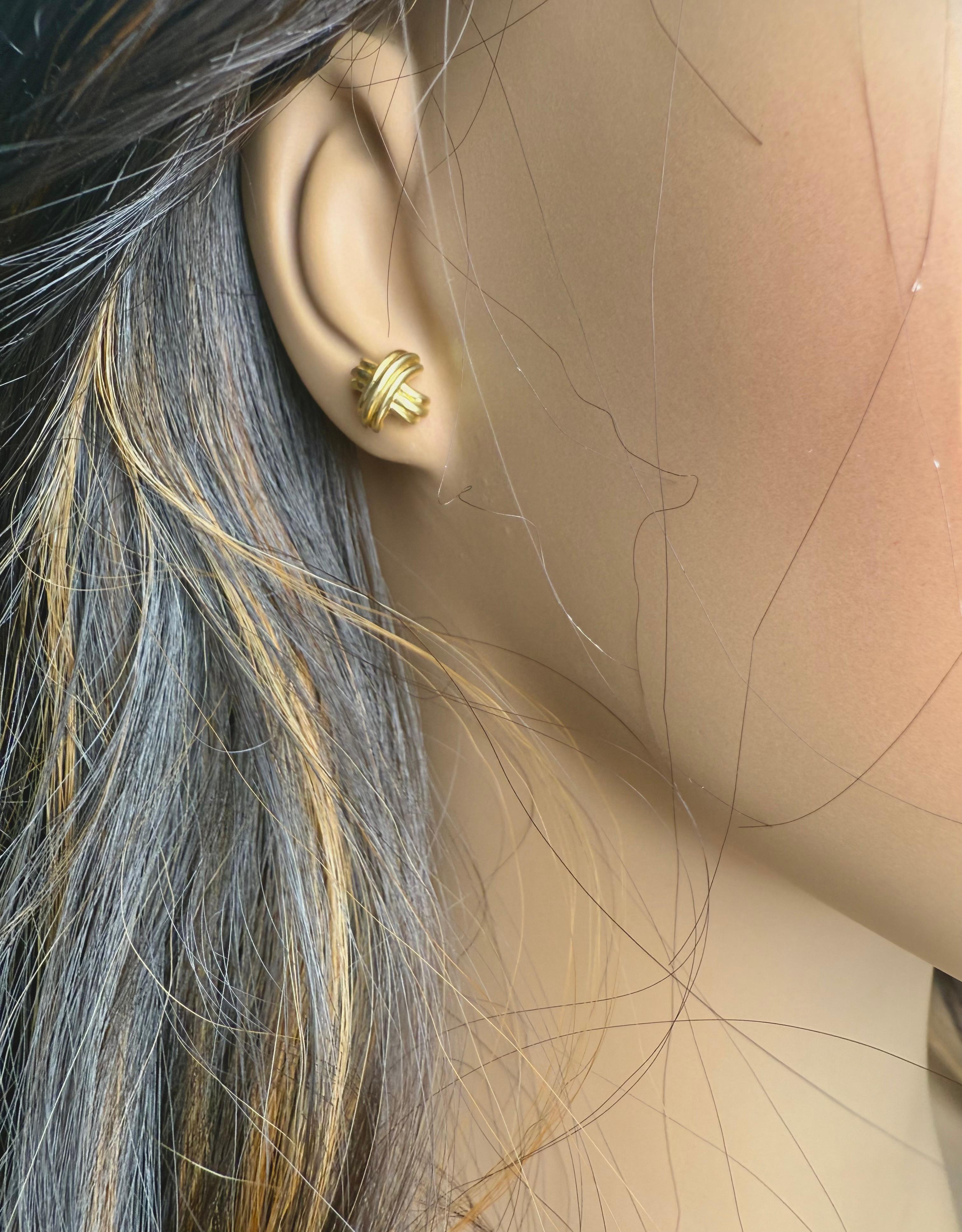 Modern Vintage Tiffany Co 18K Yellow Gold 
