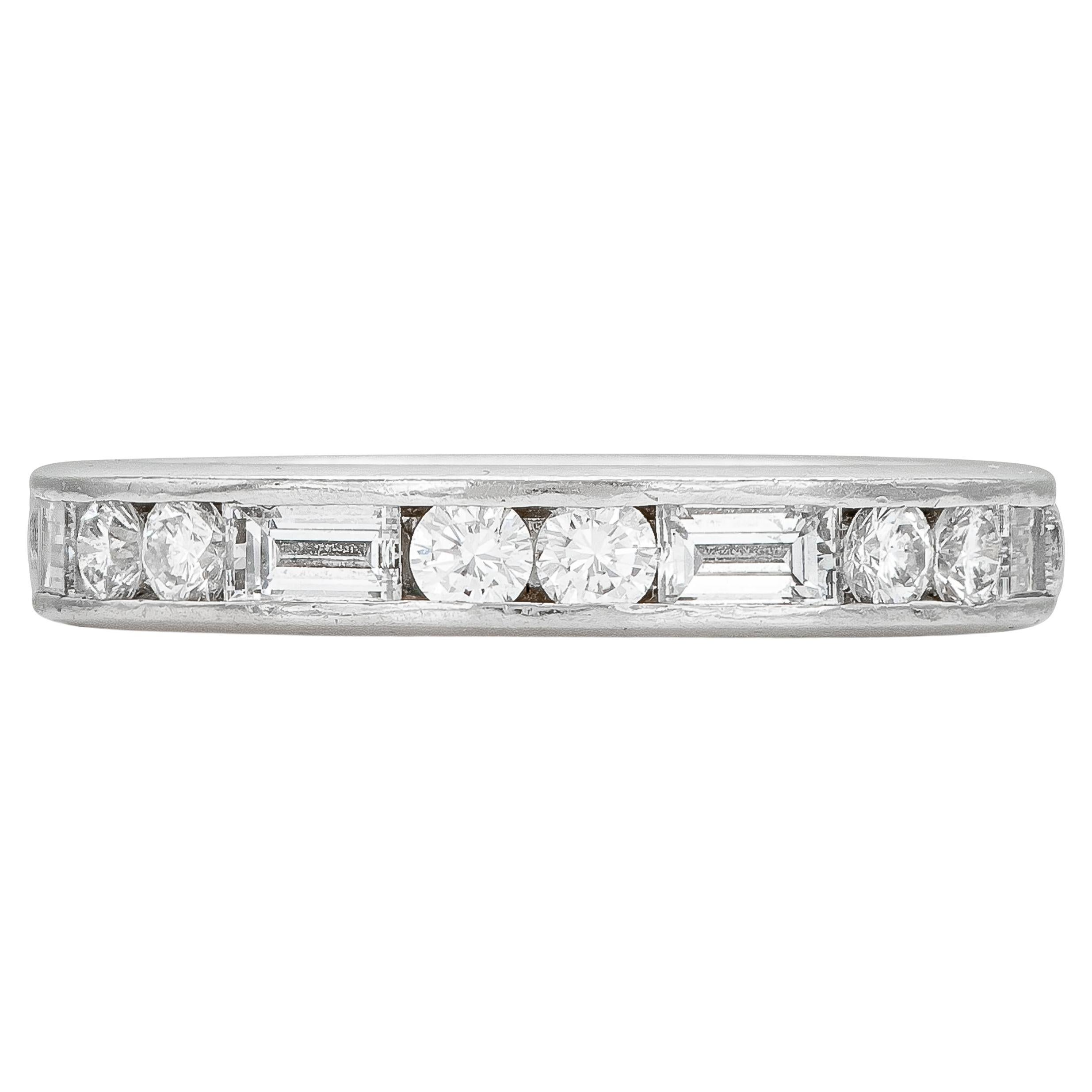 Vintage Tiffany & Co. 2,20 Karat runder und Baguetteschliff Diamant Eternity Band im Angebot