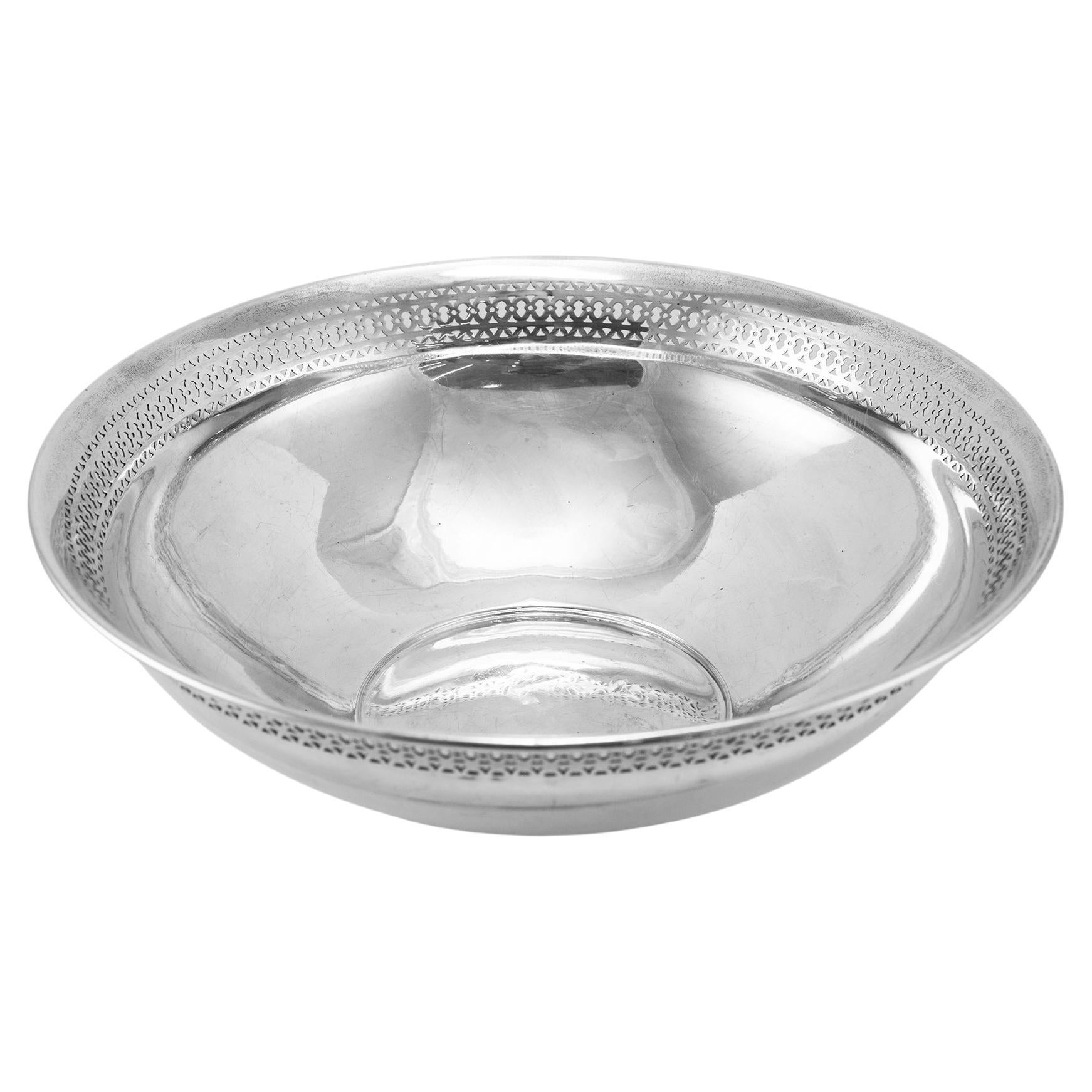 Vintage Tiffany & Co. 925 Sterling Silver Pierced Edge Bowl For Sale