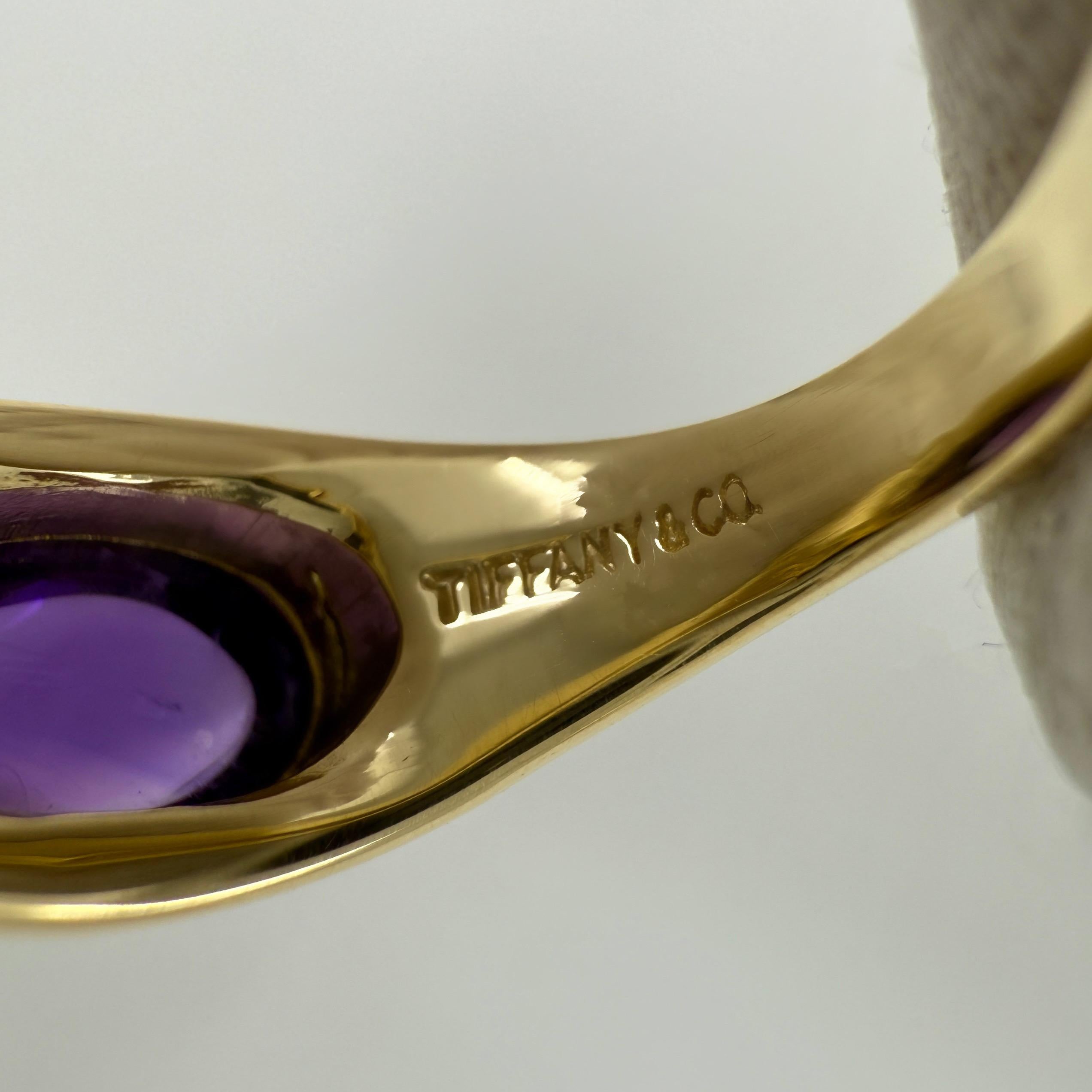 Vintage Tiffany & Co. Anello con cupola in oro giallo 18 carati con ametista ovale e taglio cabochon in vendita 3