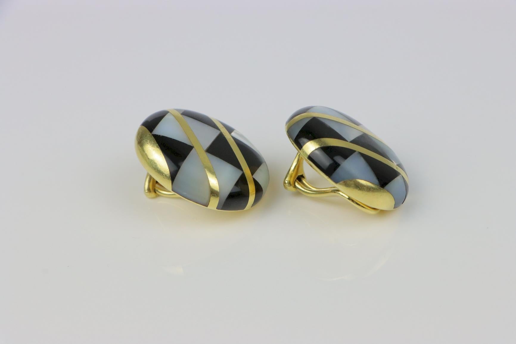 Tiffany & Co. d'epoca. Angela Cummings - Orecchini in oro 18 carati - Modello grande in vendita 3