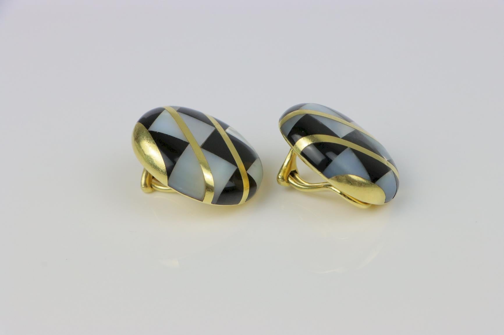 Vintage Tiffany & Co. Angela Cummings 18K Gold Earrings - Large Model For Sale 3