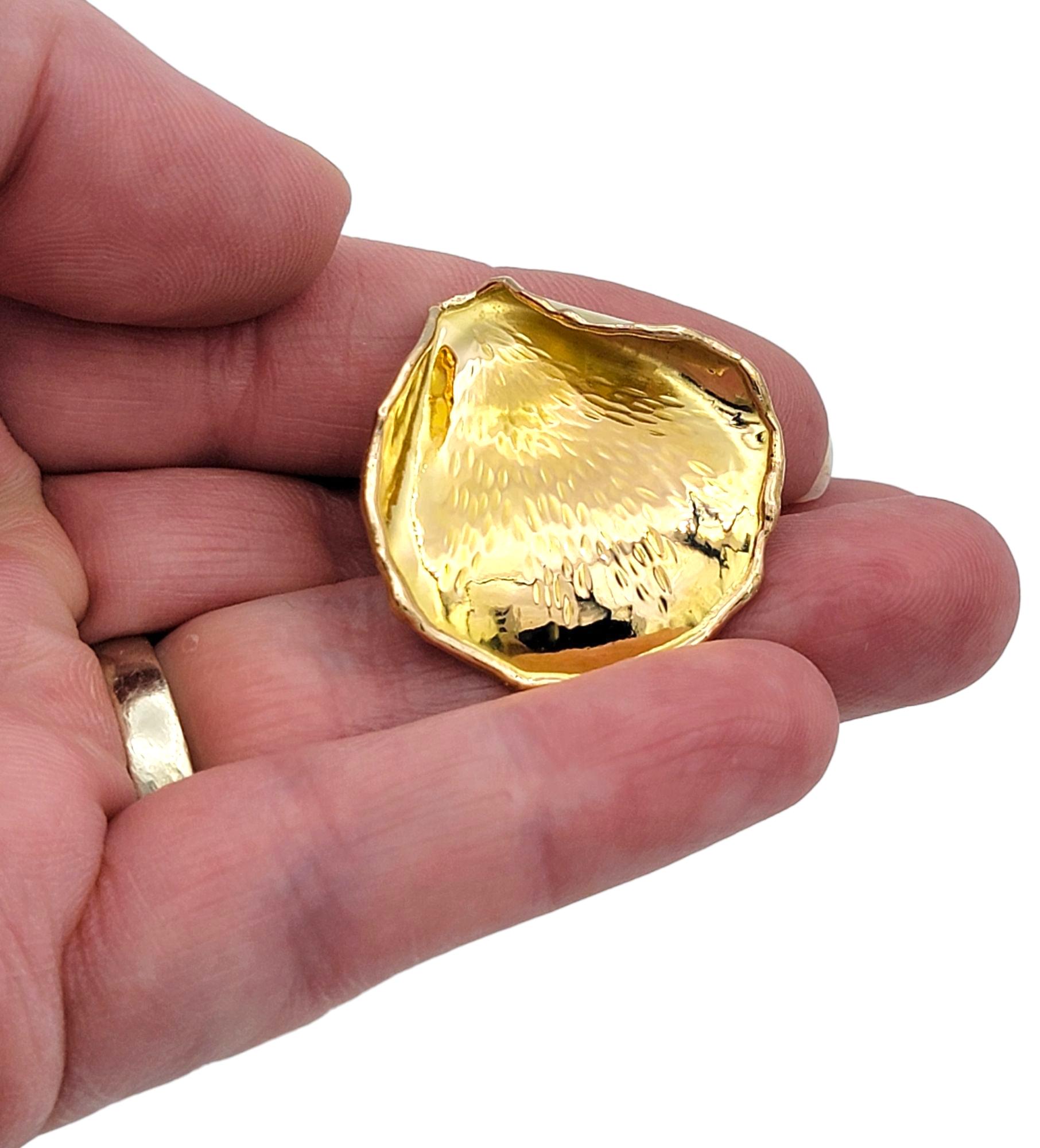 Vintage Tiffany & Co. Angela Cummings Rose Petal Brooch/Pendant in 18 Karat Gold For Sale 7