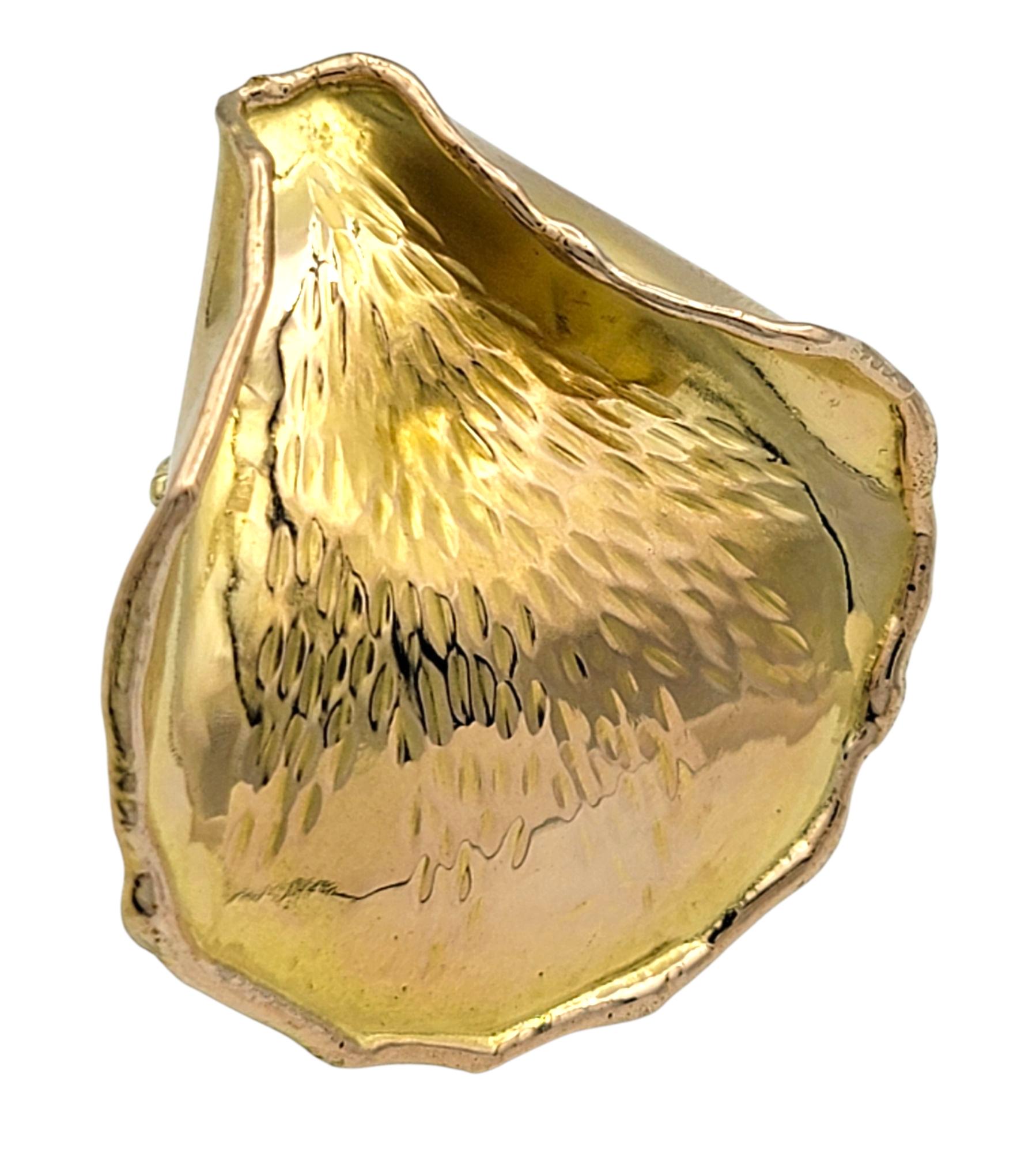 Contemporary Vintage Tiffany & Co. Angela Cummings Rose Petal Brooch/Pendant in 18 Karat Gold For Sale