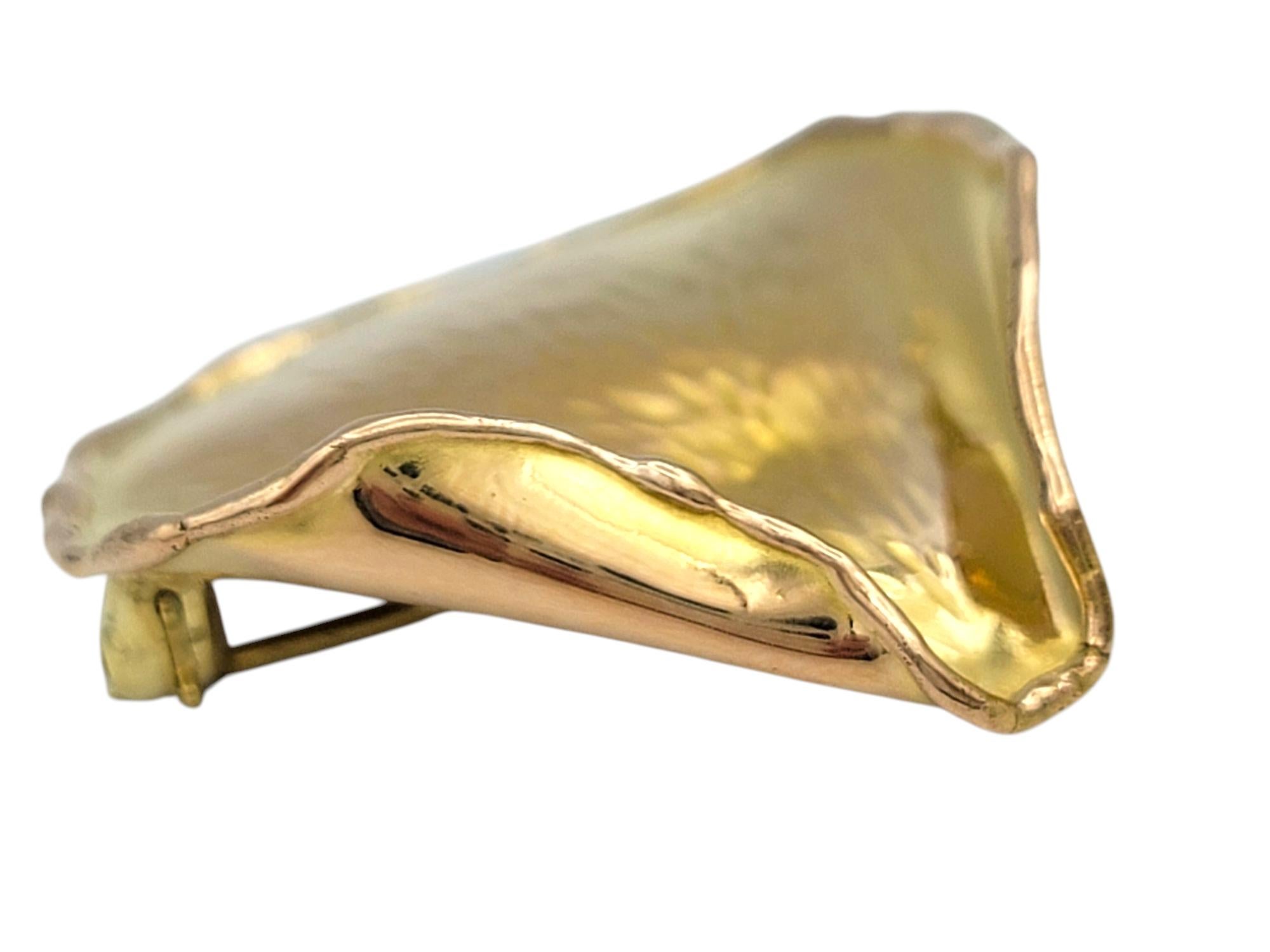 Vintage Tiffany & Co. Angela Cummings Rose Petal Brooch/Pendant in 18 Karat Gold For Sale 2